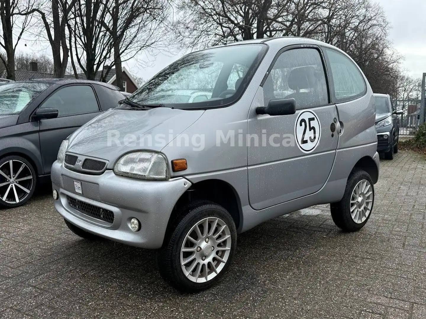 Ligier Ambra JS 16 Ambra Krankenfahrstuhl Mopedauto Mofa 25KM Silber - 1