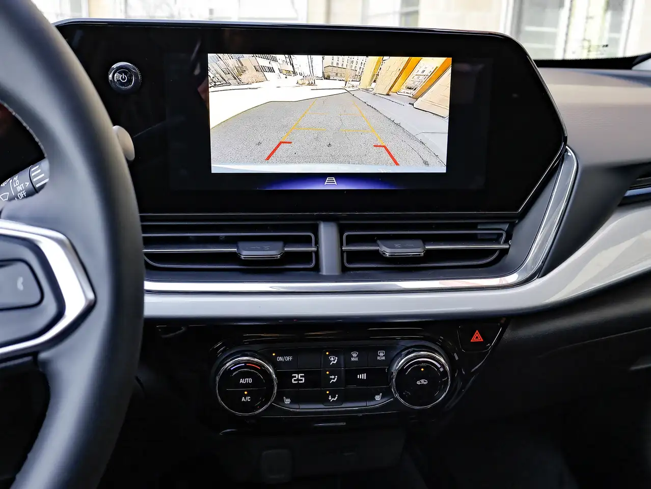 Chevrolet Trax снимка Chevrolet Trax