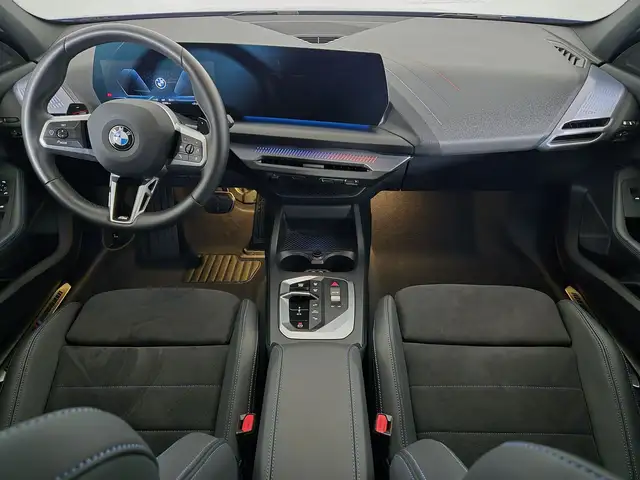 BMW 1 Series view 9