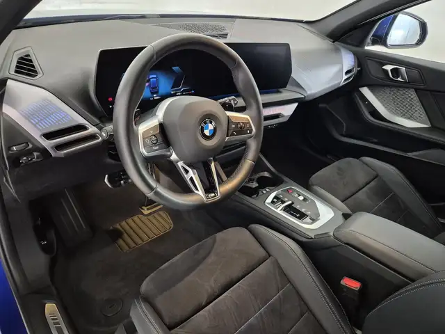 BMW 1 Series view 7