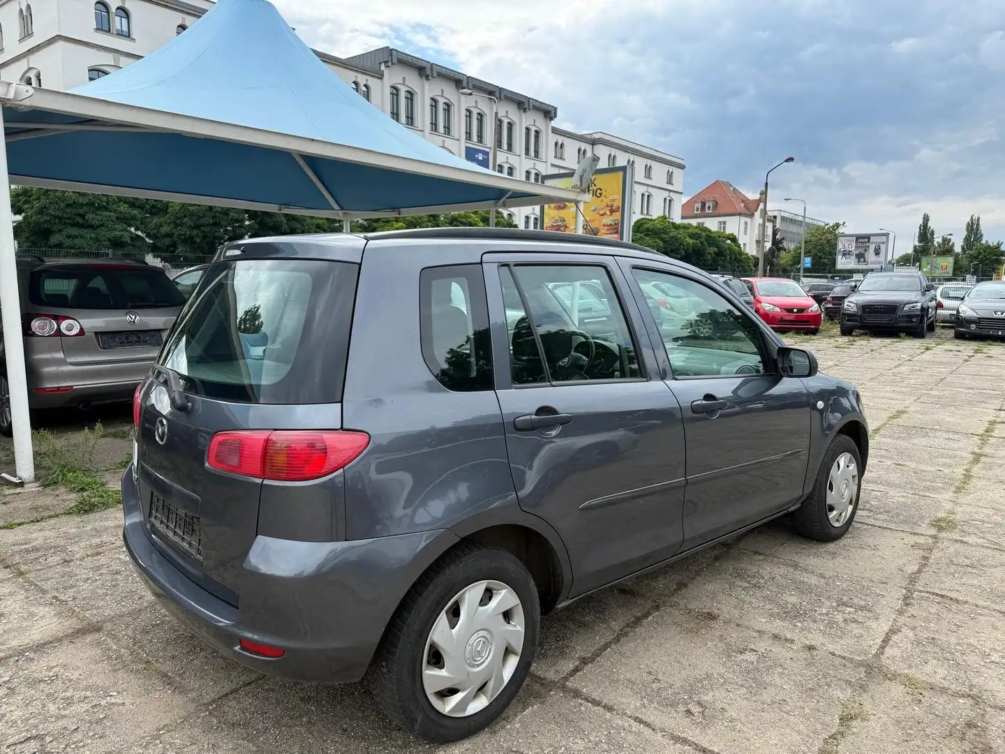 Mazda 2 1.4l Active Grijs - 2