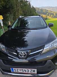 RAV4 2,2 D-4D 150 DPF Cross Country 4WD LKW Countr