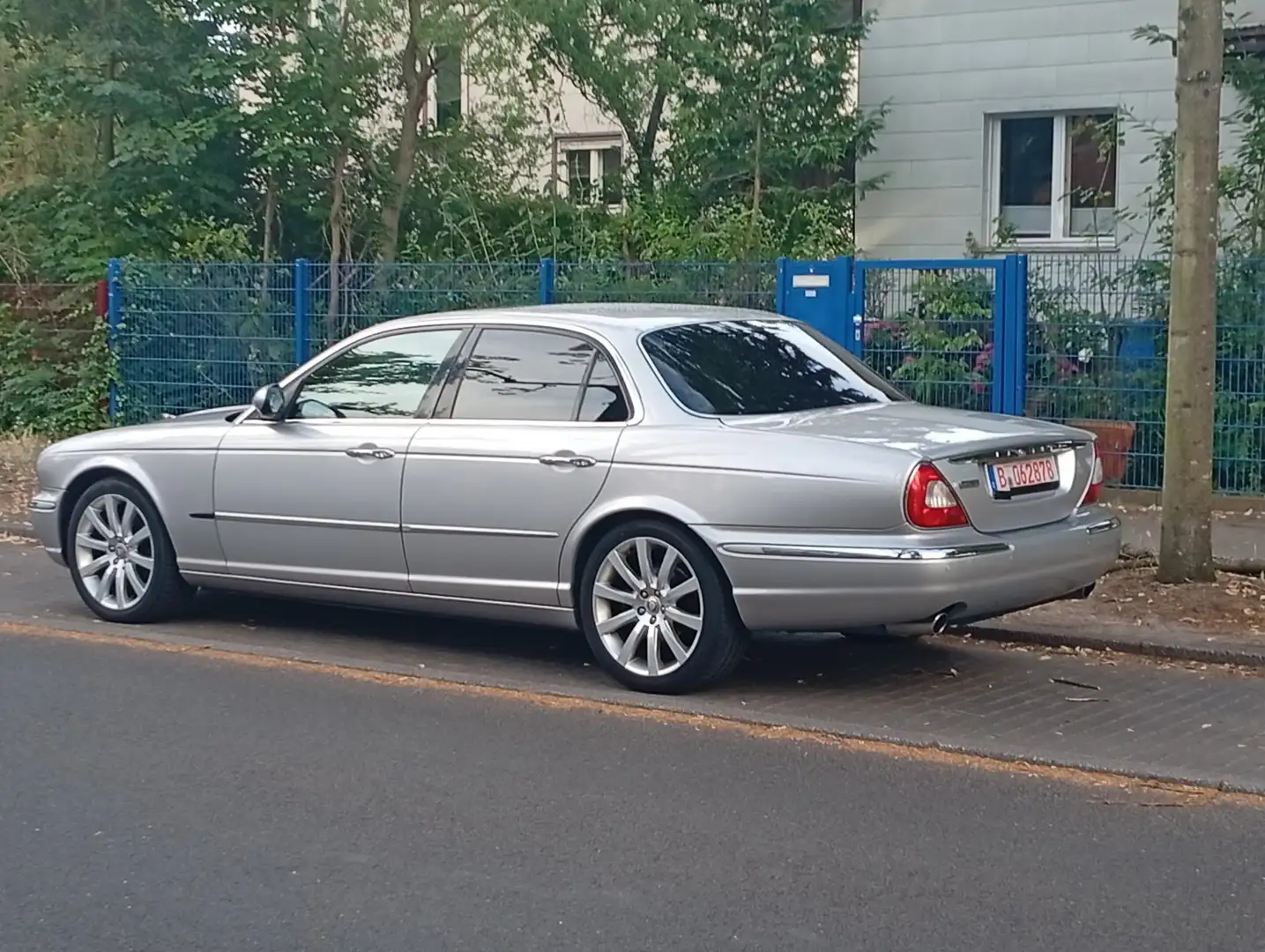 Jaguar XJ8 3.5 Executive, Klassiker, Vollausstattung,19Zoll - 1
