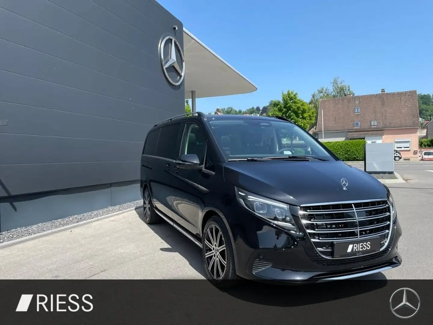 Mercedes-Benz V 300 d  EXCLUSIVE/ALLRAD/STANDHEIZUNG/SITZBELÜF Schwarz - 2