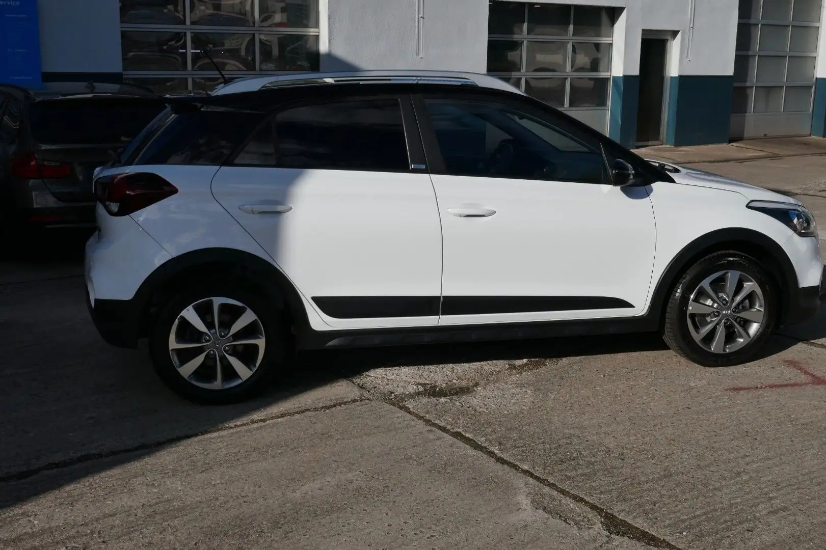 Hyundai i20 Active Trend Navi/Kamera/FSE/SHZ Weiß - 2