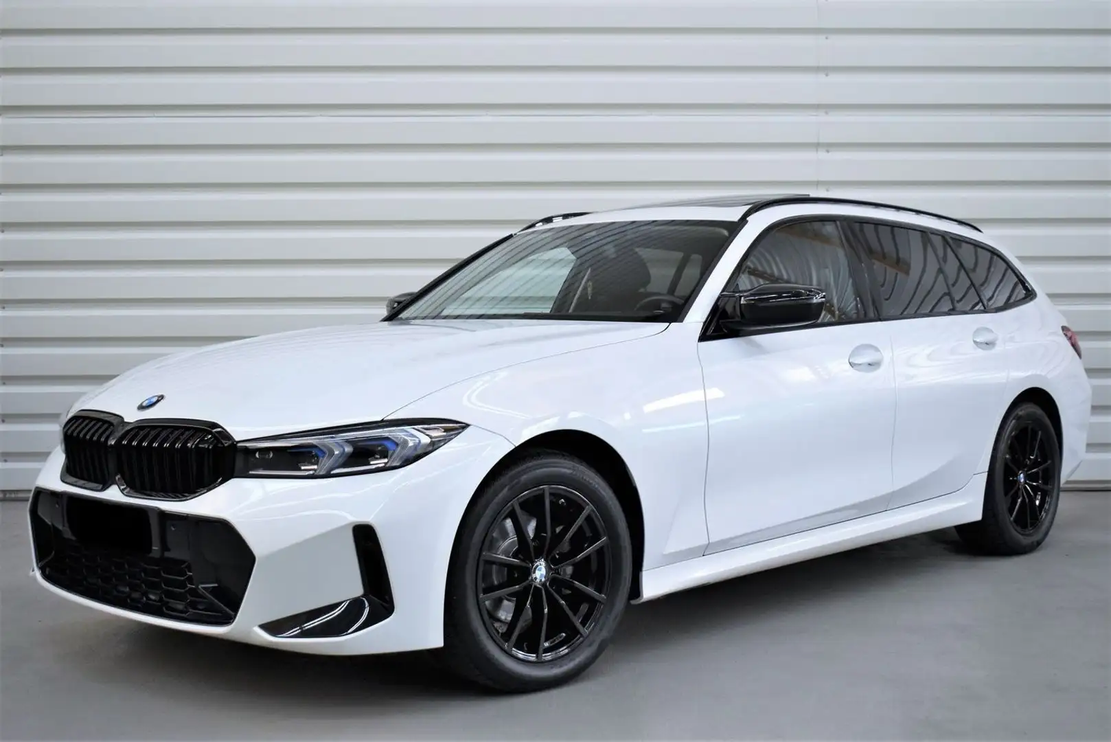 BMW 318 318d Touring mhev 48V Msport auto Bianco - 2