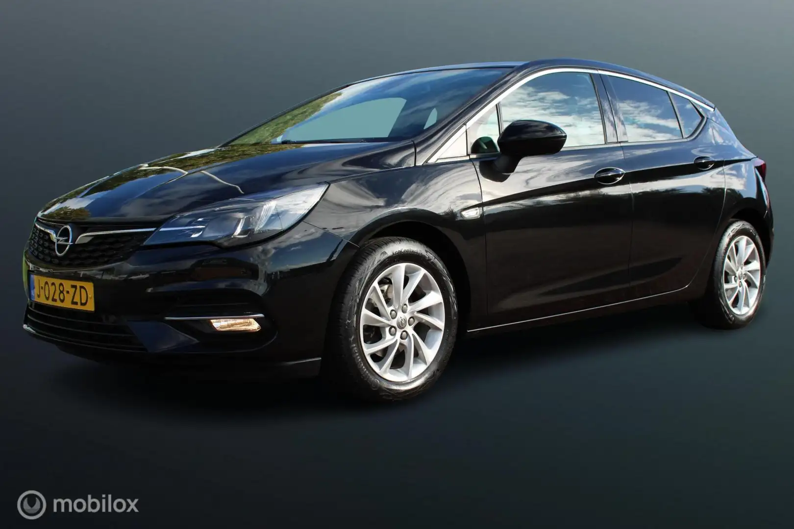 Opel Astra 1.2 Turbo 145 PK Business Elegance, Sportstoelen, Schwarz - 1