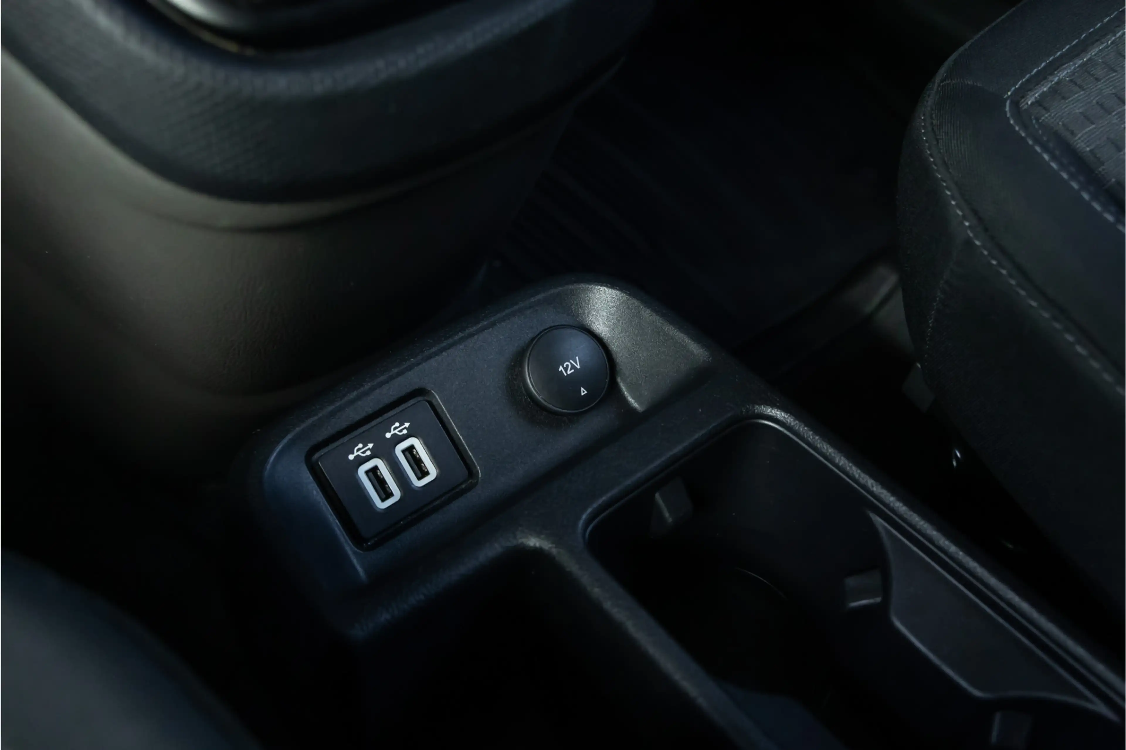 Ford Transit Connect 1.5 EcoBlue L1 Trend Trekhaak Navi Camera — photo 13