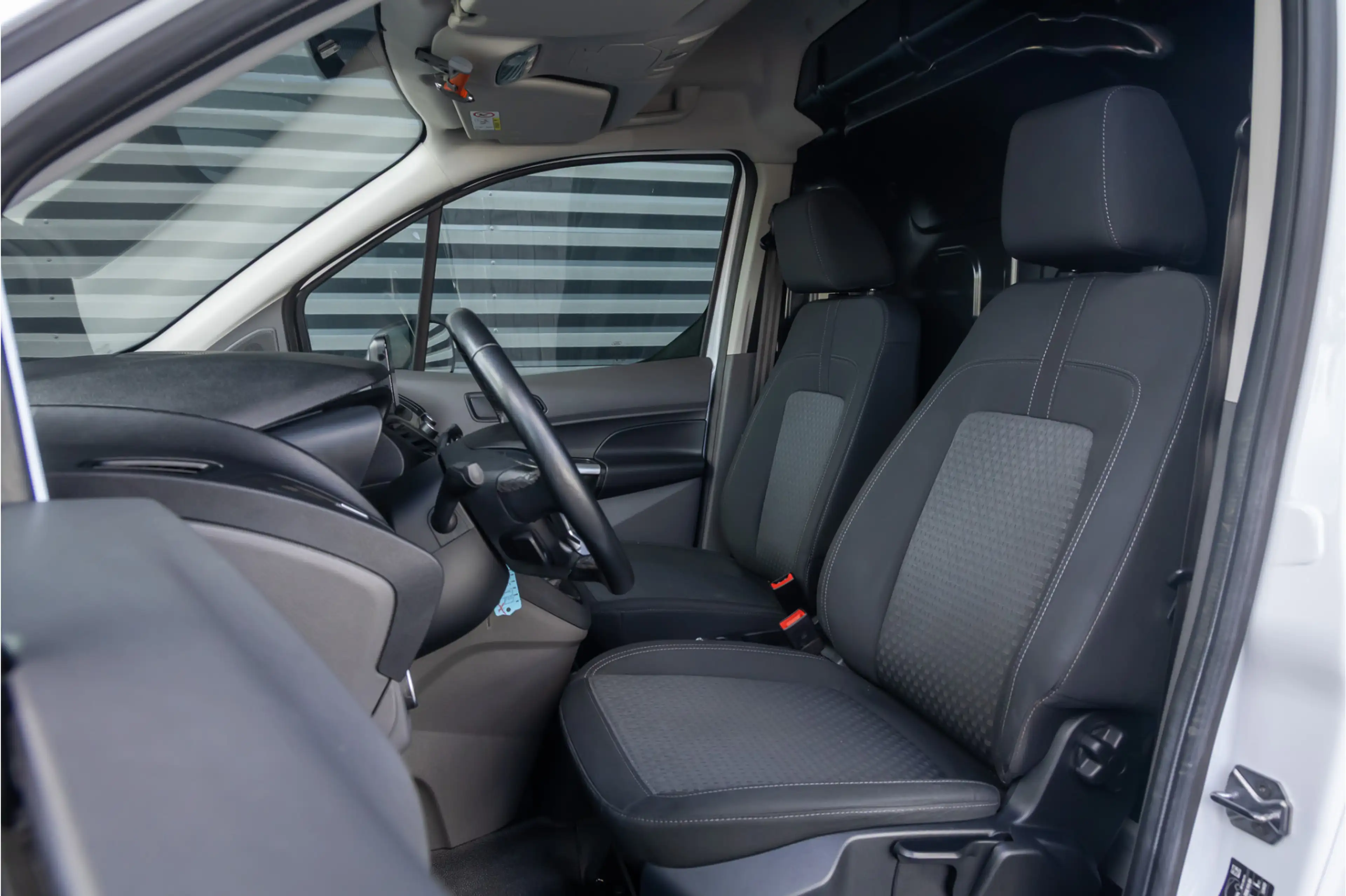 Ford Transit Connect 1.5 EcoBlue L1 Trend Trekhaak Navi Camera — photo 7