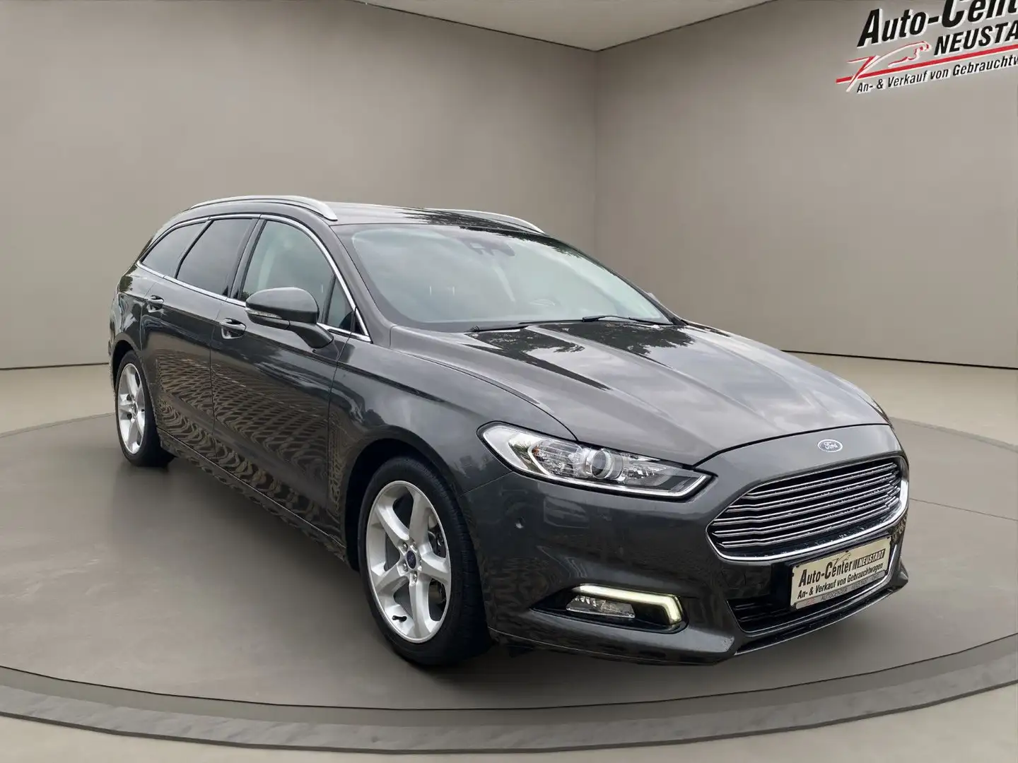 Ford Mondeo Turnier Titanium, NAVI, R.-KAMERA, PDC.. Grau - 1