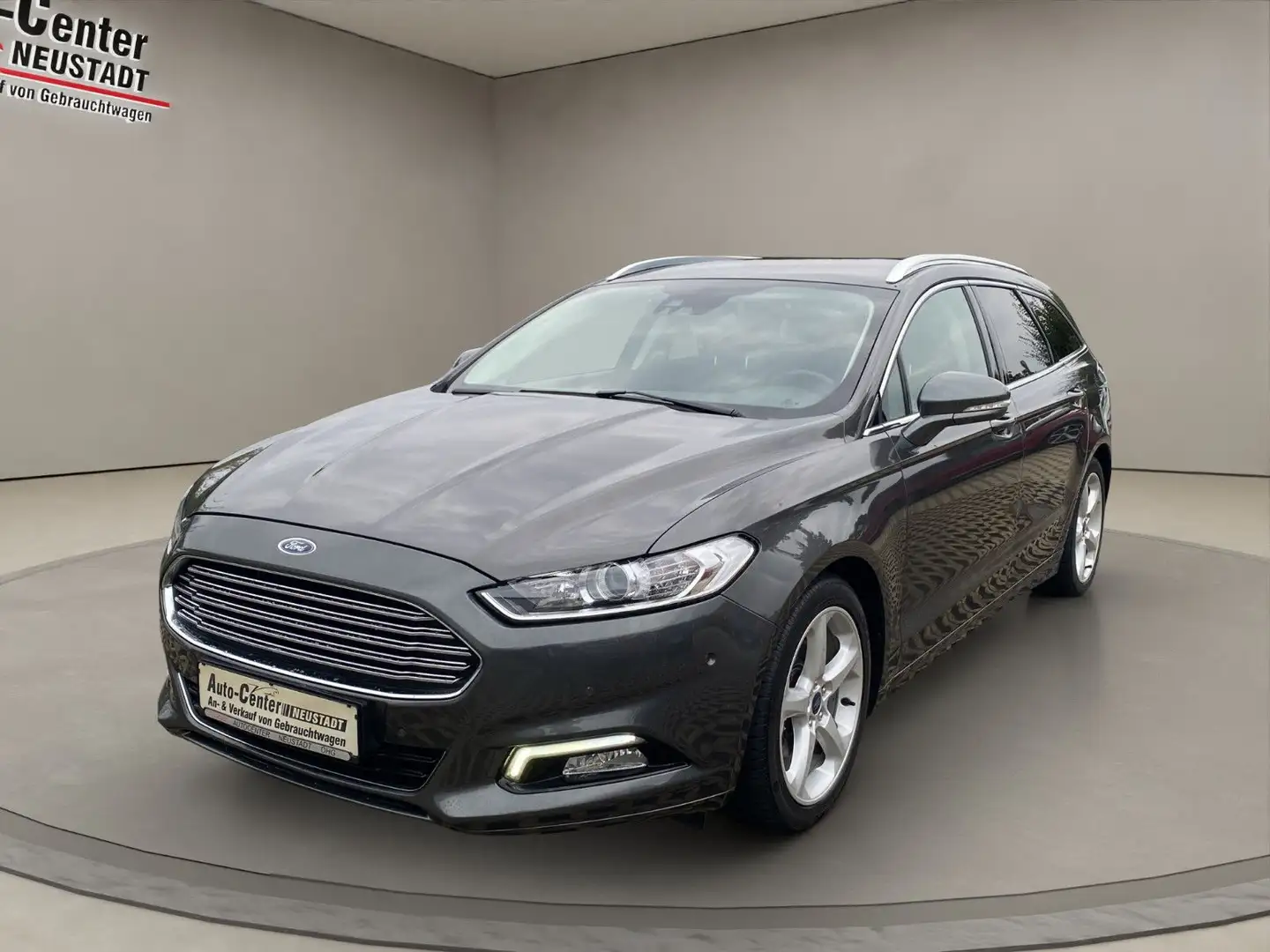 Ford Mondeo Turnier Titanium, NAVI, R.-KAMERA, PDC.. Grau - 2