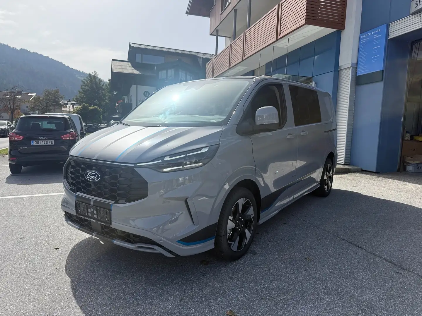 Ford Transit Custom 4X4 SPORT DOPPELKABINE Grau - 2