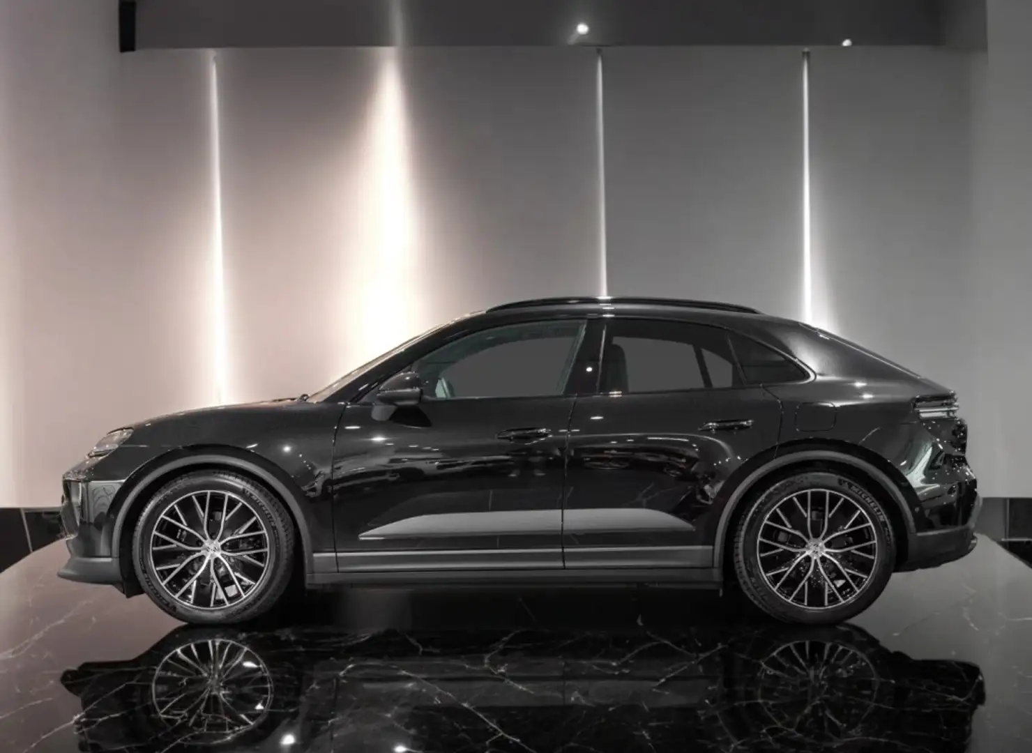 Porsche Macan 4 Negro - 2