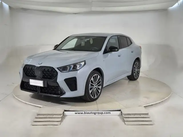BMW X2 main image