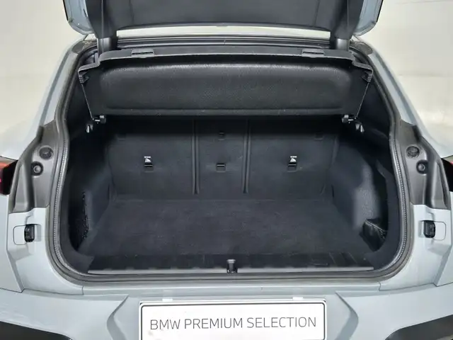 BMW X2 view 13