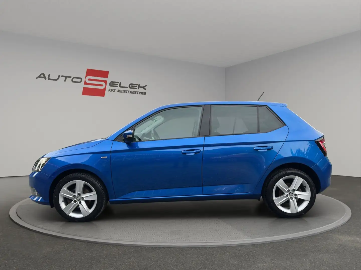 Skoda Fabia Drive/ NAVI/ SITZHEIZUNG/ KLIMA Bleu - 2
