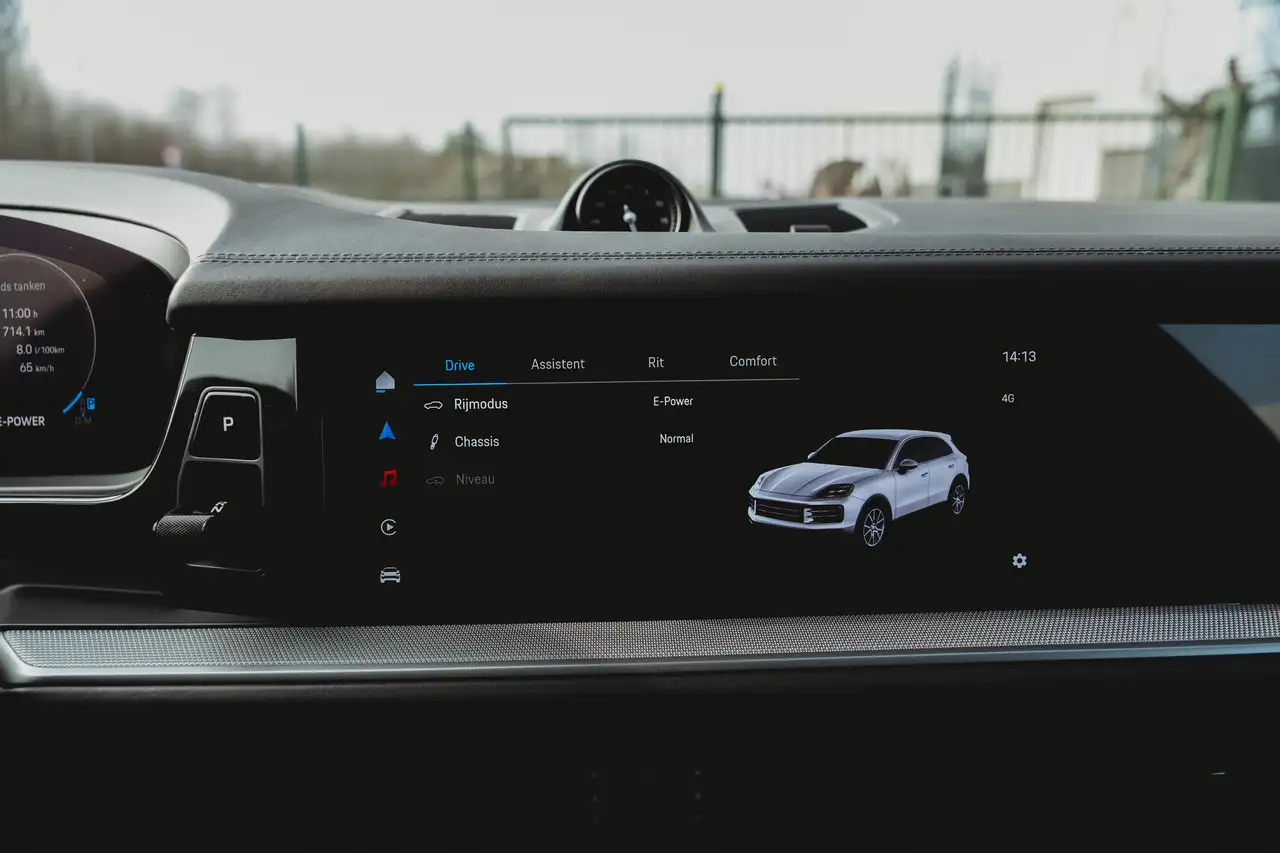 Porsche Cayenne E-hybrid/SportDesign/Pano/Luchtv/Bose/Volleder/BTW/PPF front, миниатюра 28