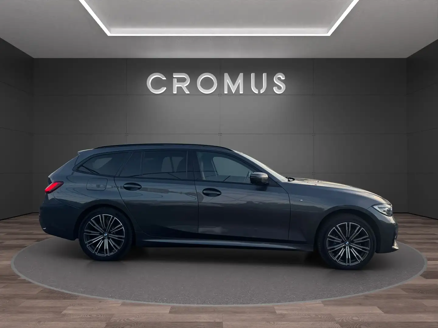 BMW 330 Touring 330e Touring xdrive Msport auto 292CV - 1