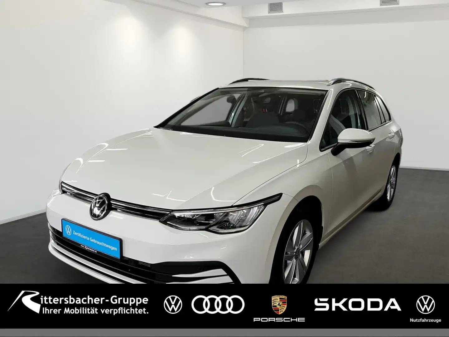 Volkswagen Golf Variant Golf VIII Variant 1.5 TSI Life Weiß - 1