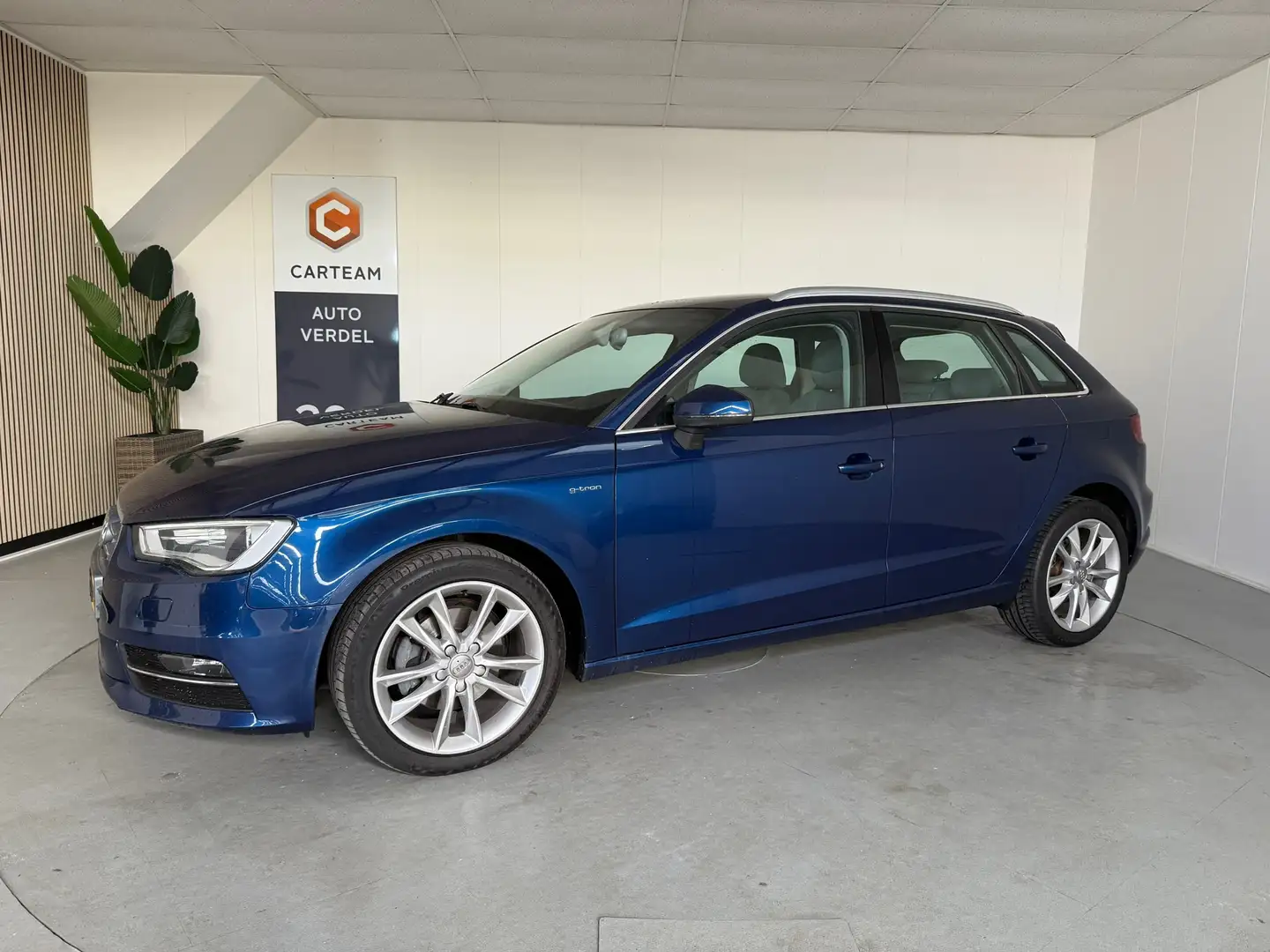 Audi A3 Sportback 1.4 TFSI Ambition Pro Line plus g-tron A Blauw - 1