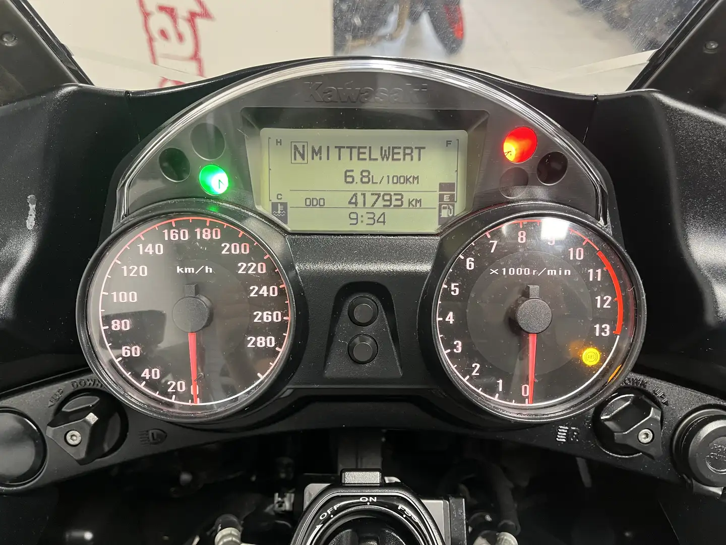 Kawasaki GTR 1400 Grijs - 2