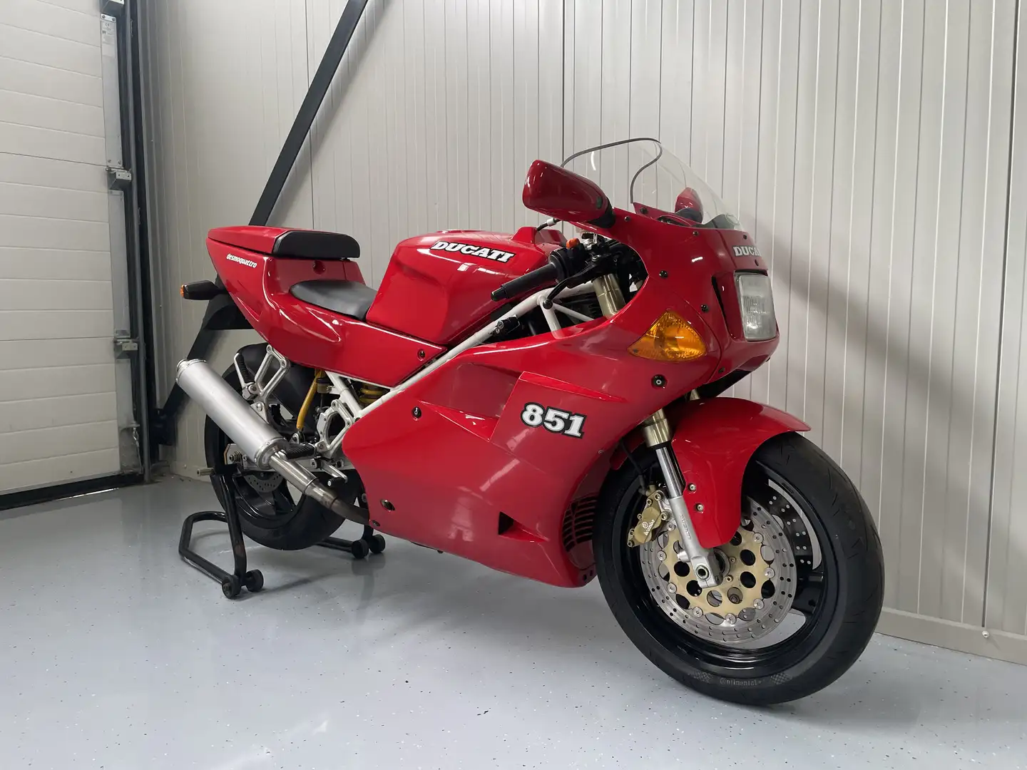 Ducati 851 - 1
