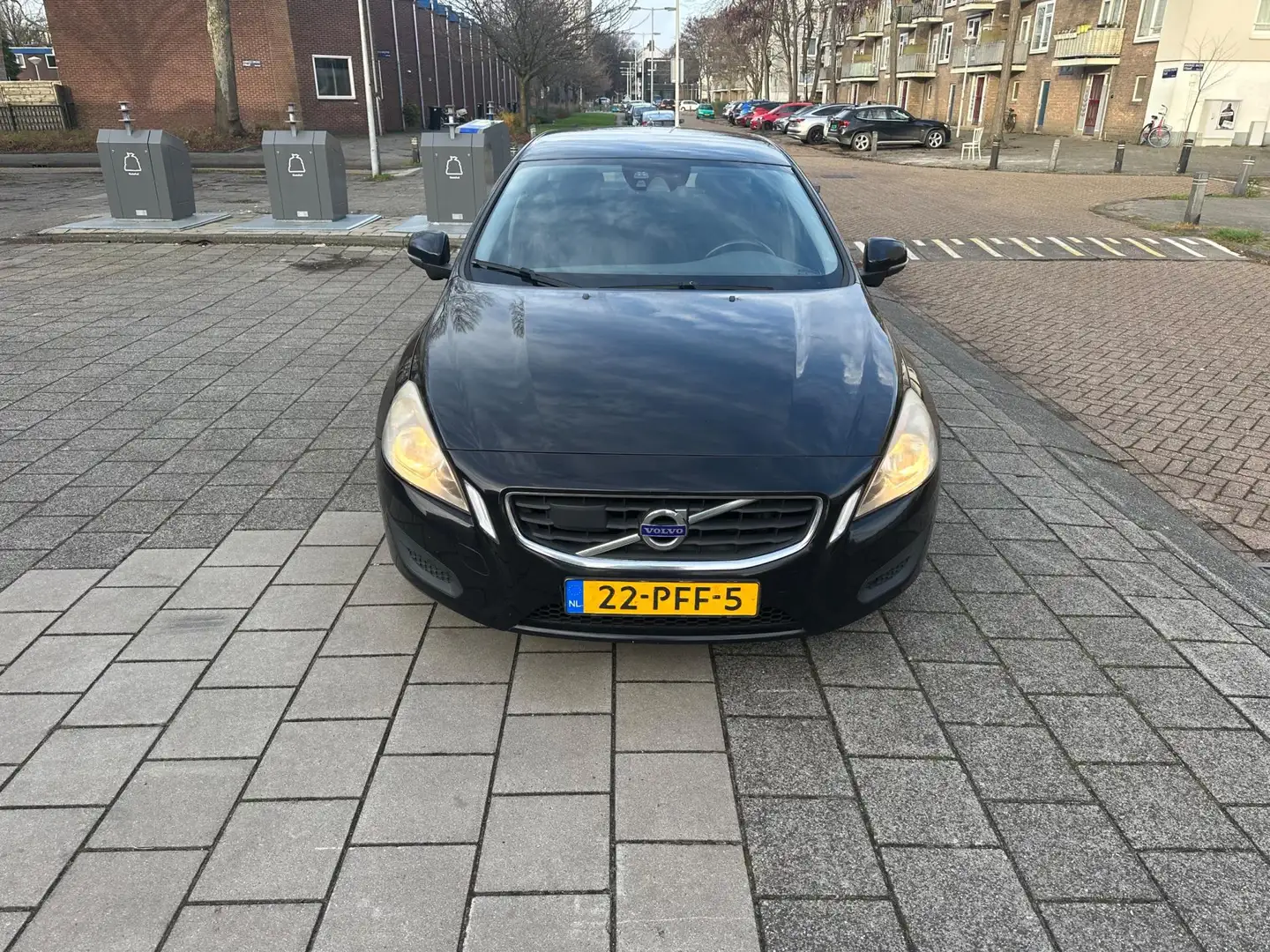 Volvo V60 1.6 T3 Summum 1-eigenaar Cruise NAP Zwart - 2