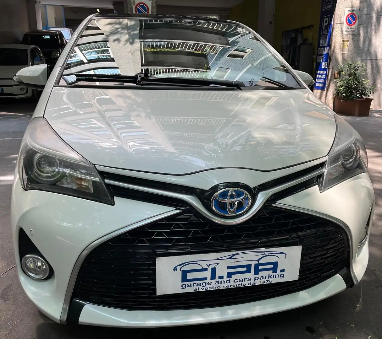 Toyota Yaris Yaris 5p 1.5h Style Bianco - 1