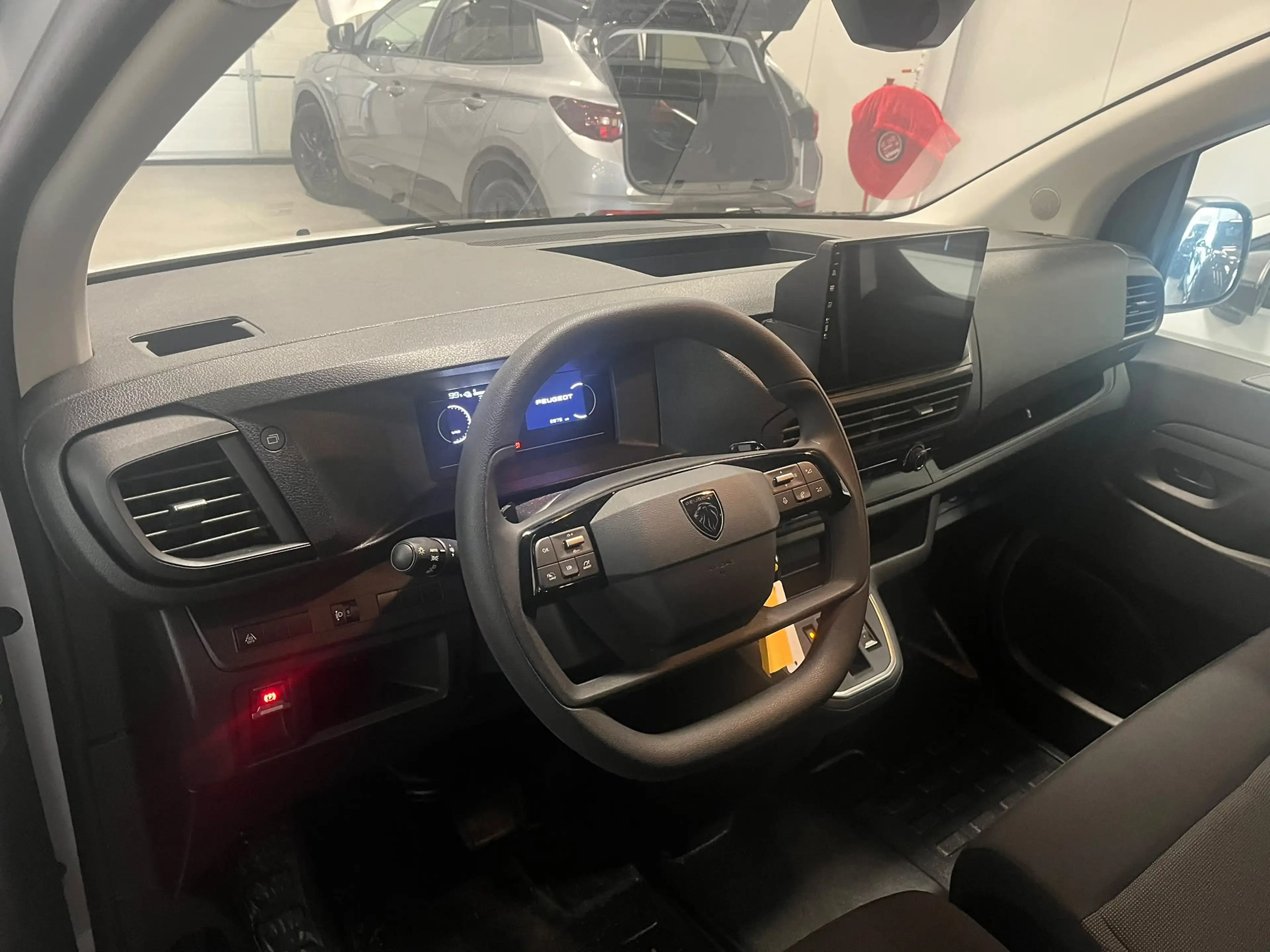 Peugeot Expert bestelwagen | L2 75KW | 8 jaar garantie | Pdc acht — photo 10