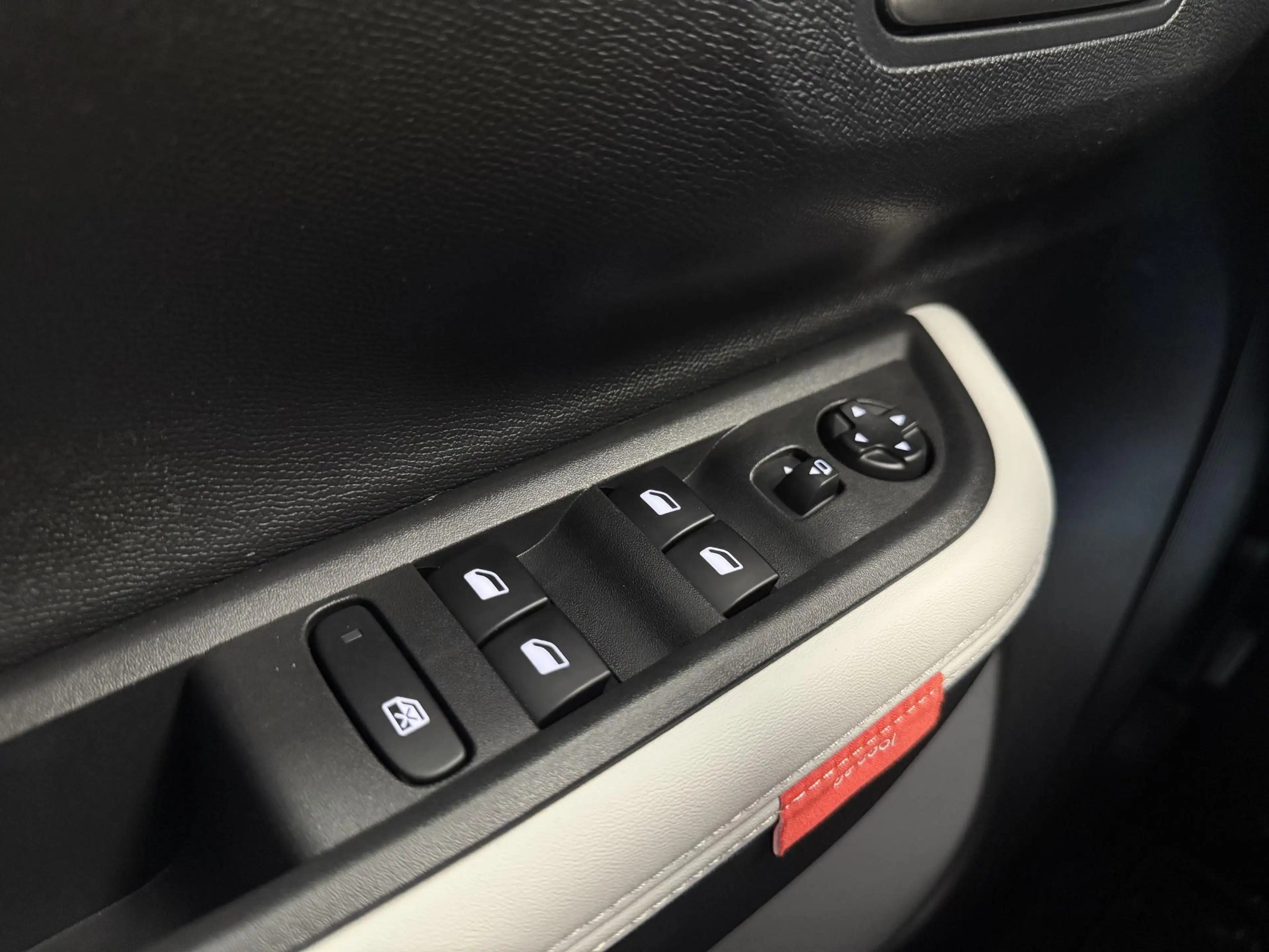 Citroen E-C3 Max 113pk Comfort Range 44 kWh | Navigatie | Apple — photo 11