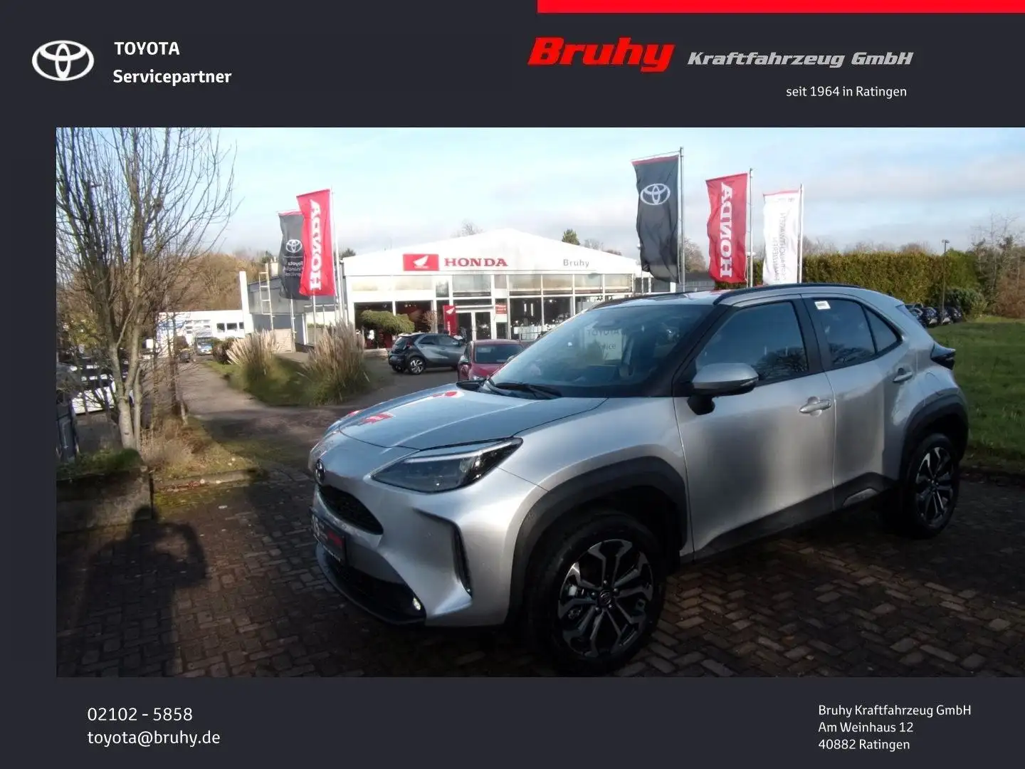 Toyota Yaris Cross 1,5-l-VVT-iE Teamplayer Safety P. V Argent - 1