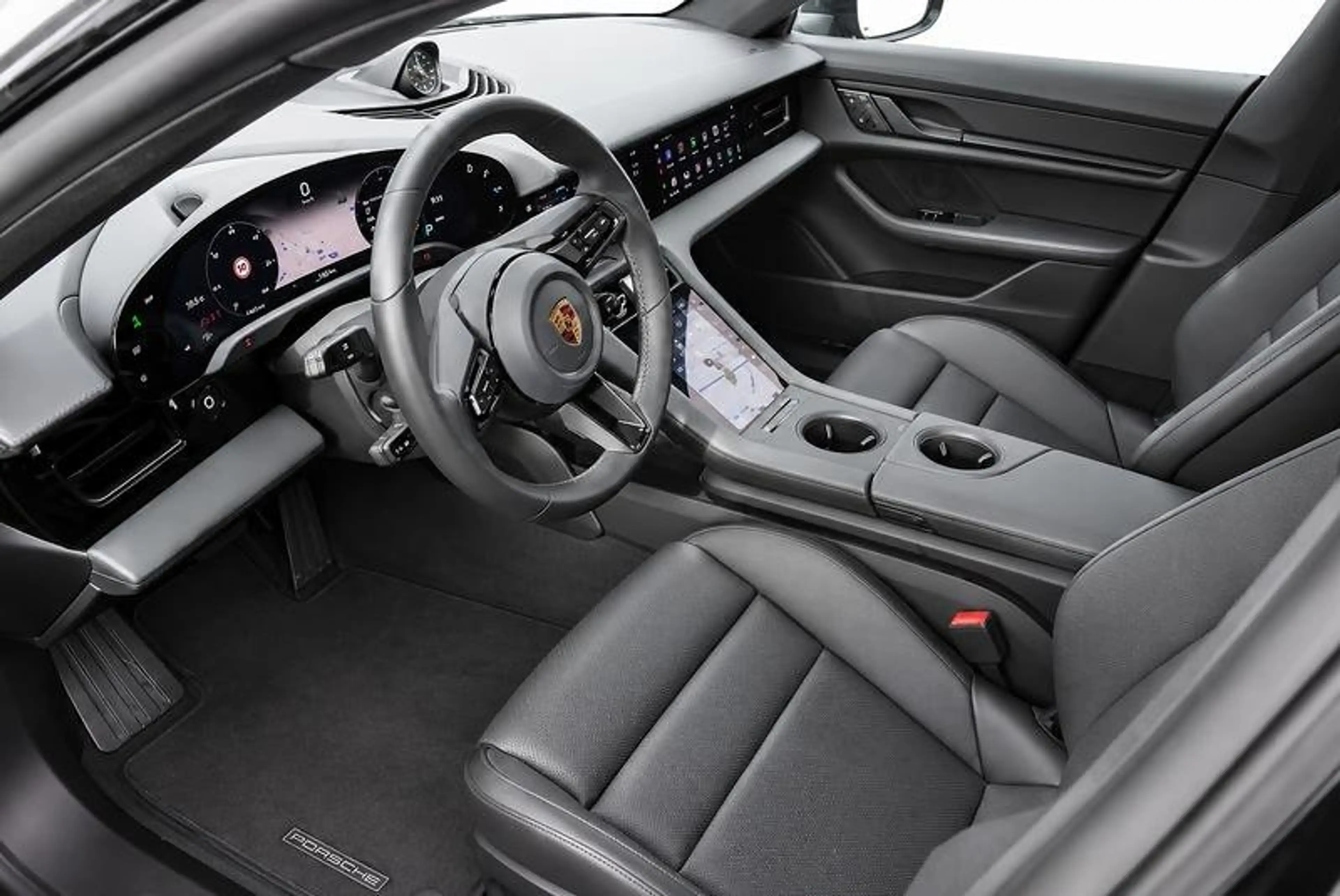 Porsche Taycan 4S 79.2 kWh Luft/Chrono/Pano/Matrix — photo 6