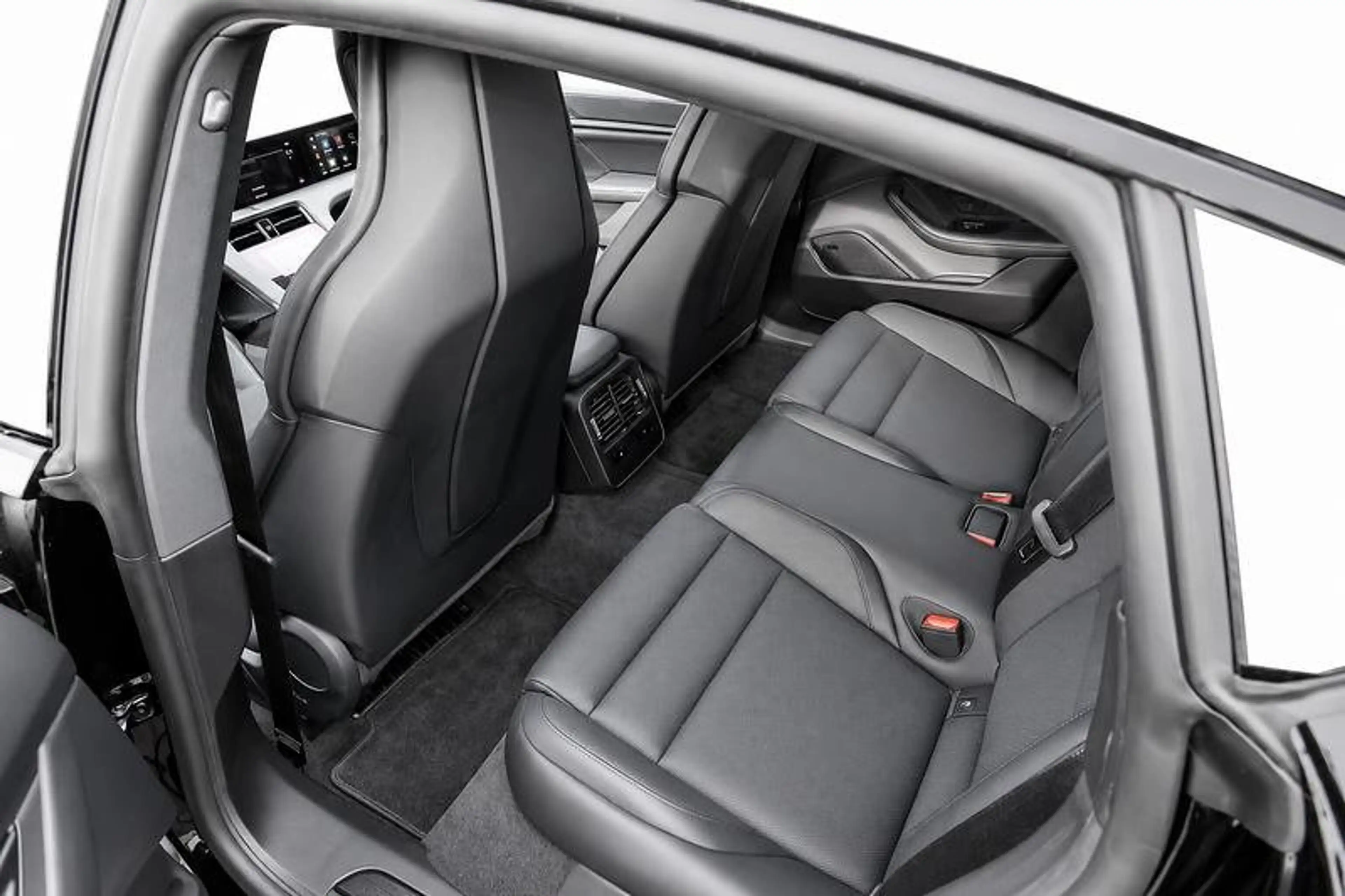 Porsche Taycan 4S 79.2 kWh Luft/Chrono/Pano/Matrix — photo 7