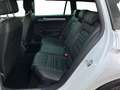 Volkswagen Passat Variant 2.0TSI DSG 4M Elegance Matrix DCC Wit - thumbnail 11