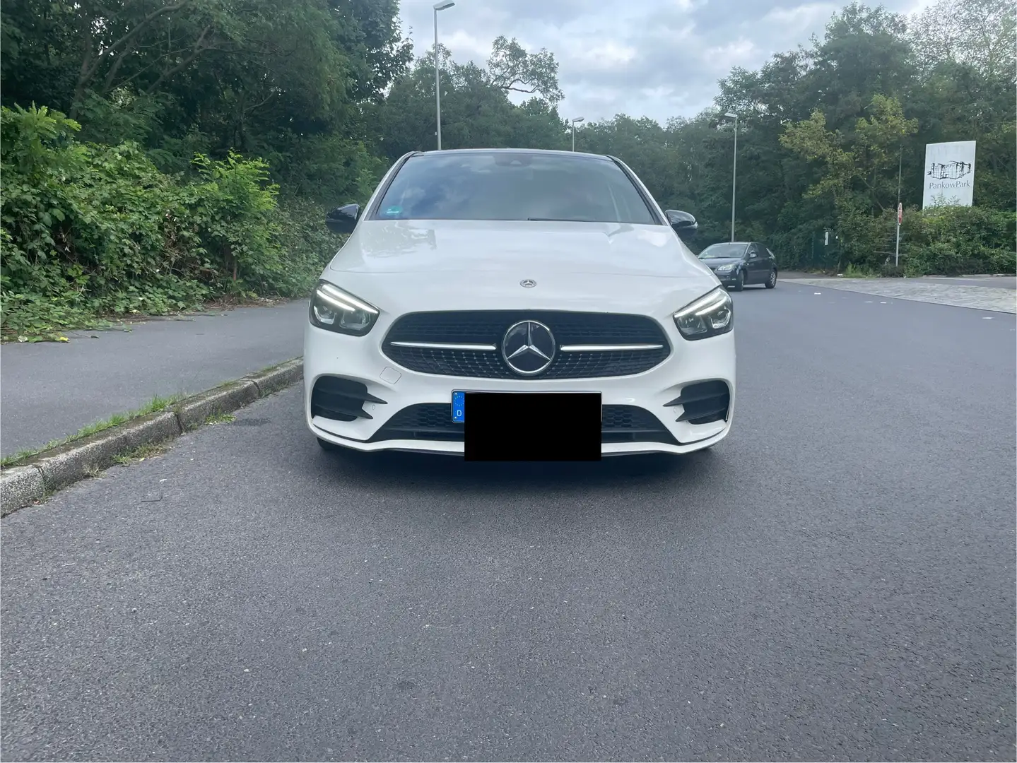 Mercedes-Benz B 200 d 8G-DCT AMG Line - 2