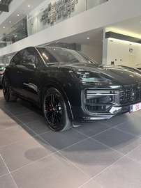 S E-Hybrid Coupe Tiptronic