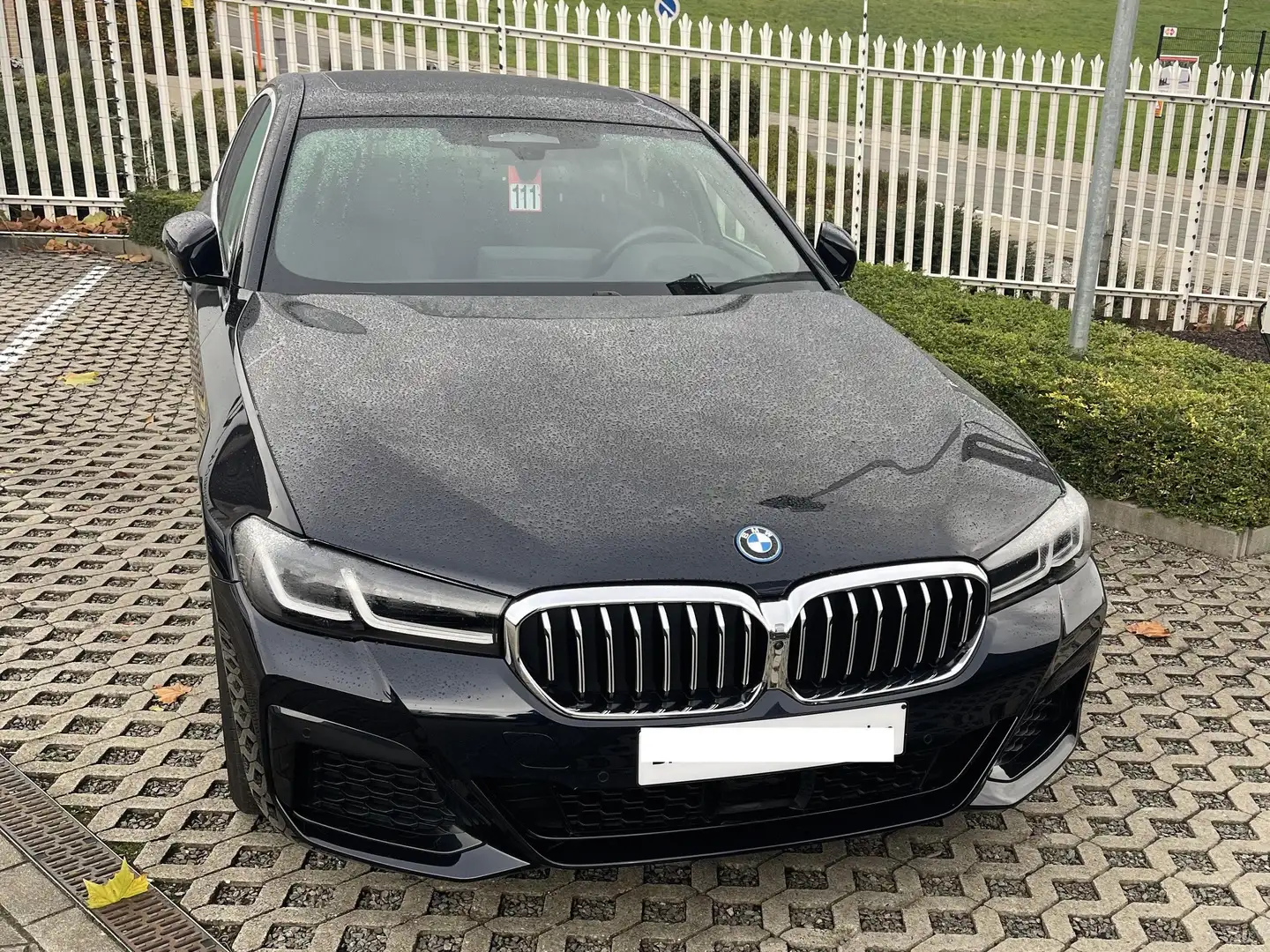 BMW 545 545e xDrive Aut. Zwart - 2
