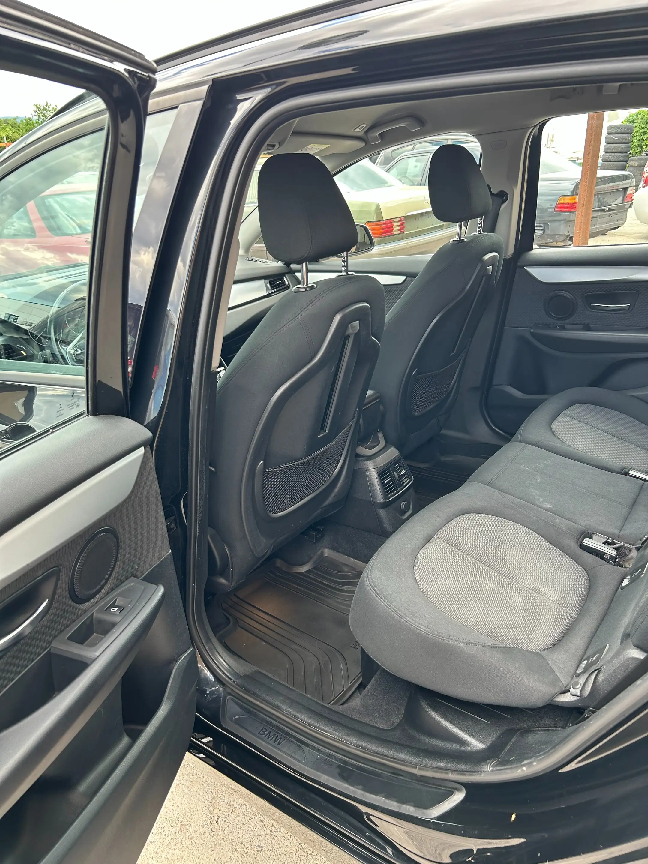 BMW 216 216 d Advantage — photo 4