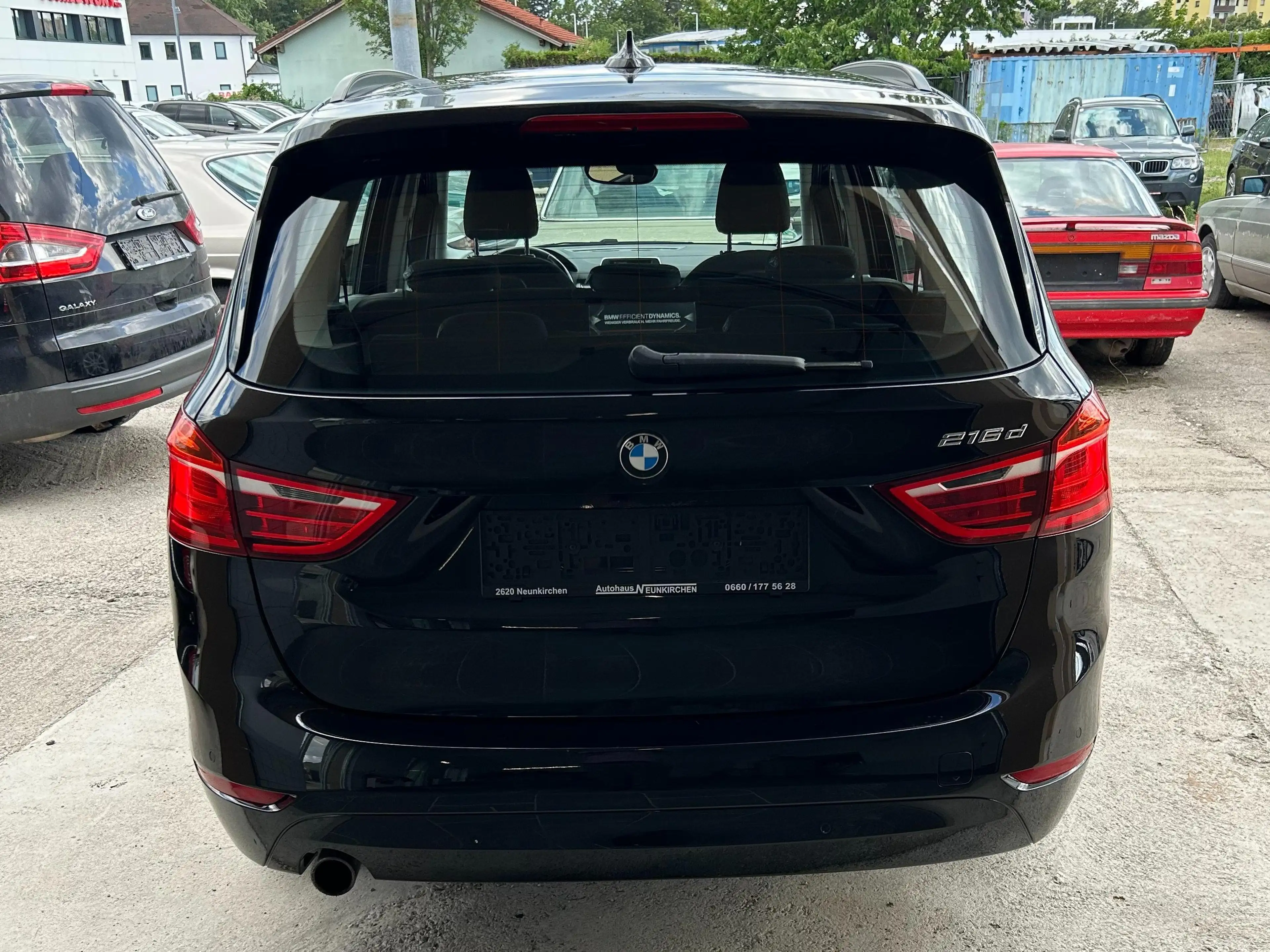 BMW 216 216 d Advantage — photo 7