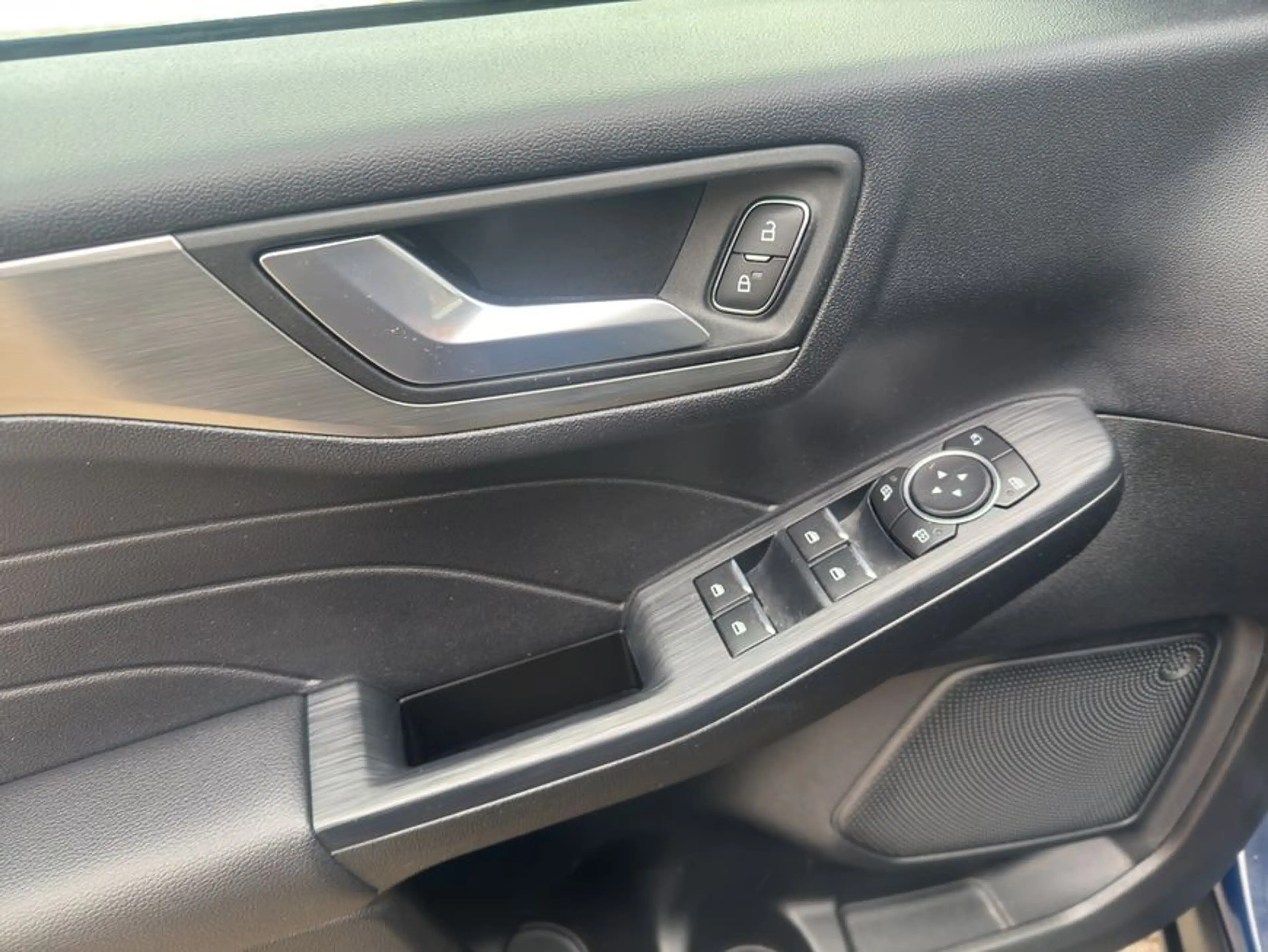Ford Kuga 2.5 Duratec PHEV TITANIUM — photo 15