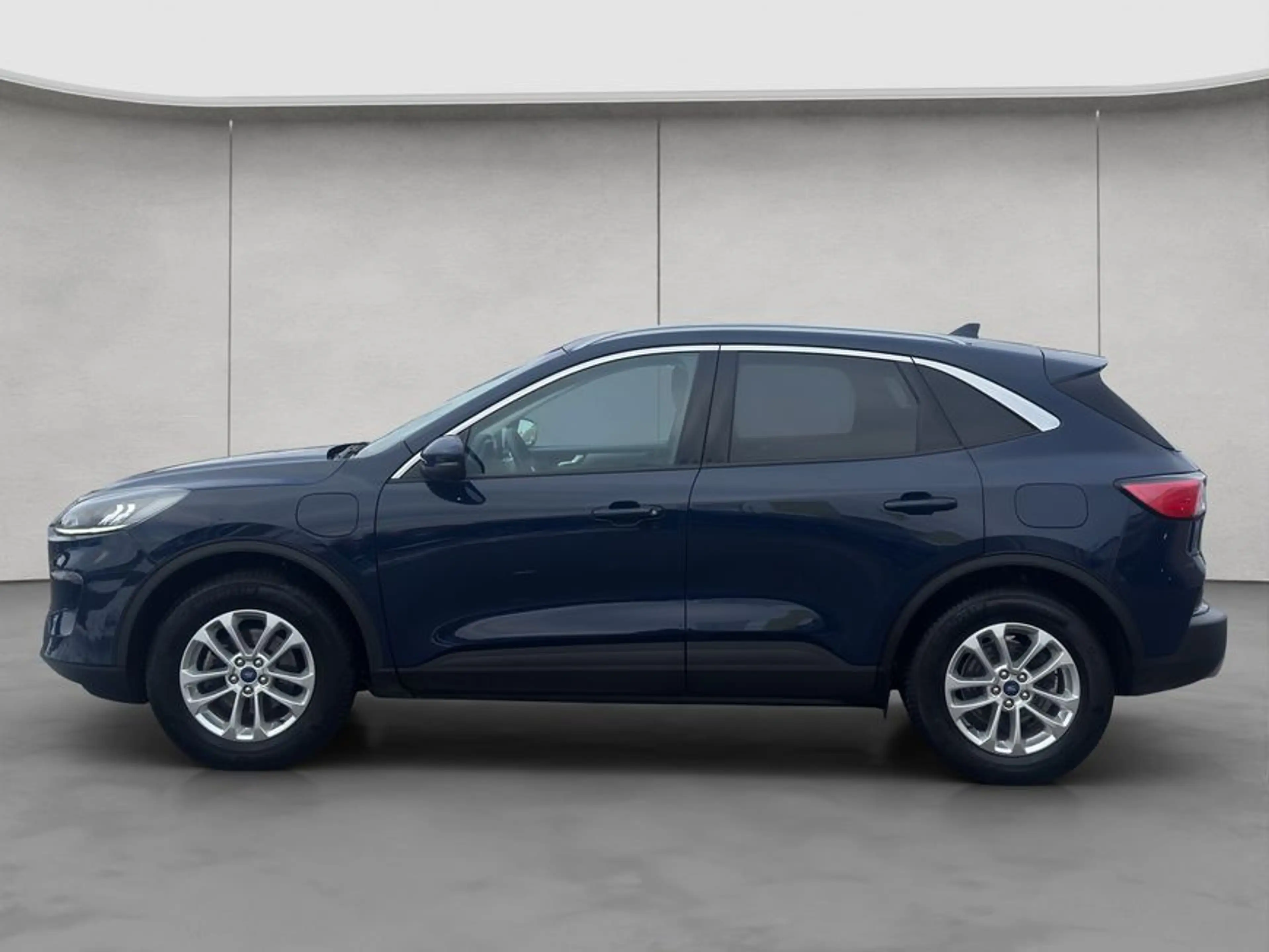 Ford Kuga 2.5 Duratec PHEV TITANIUM — photo 2