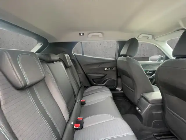 Peugeot 2008 view 14