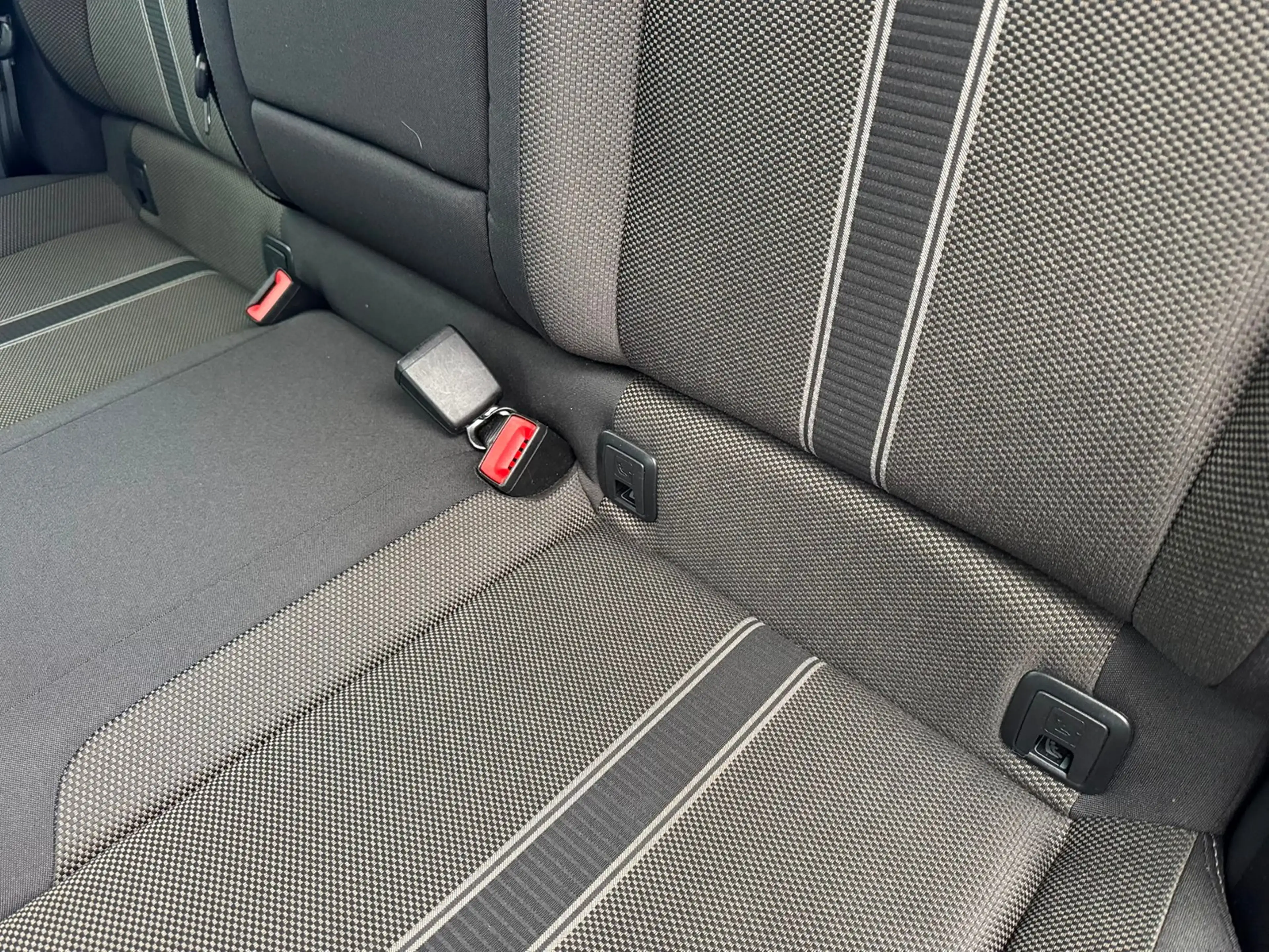 Volkswagen T-Roc Style 1.0TSI+AHK+STNDHZ+KAMERA+NAVI+ACC — photo 15