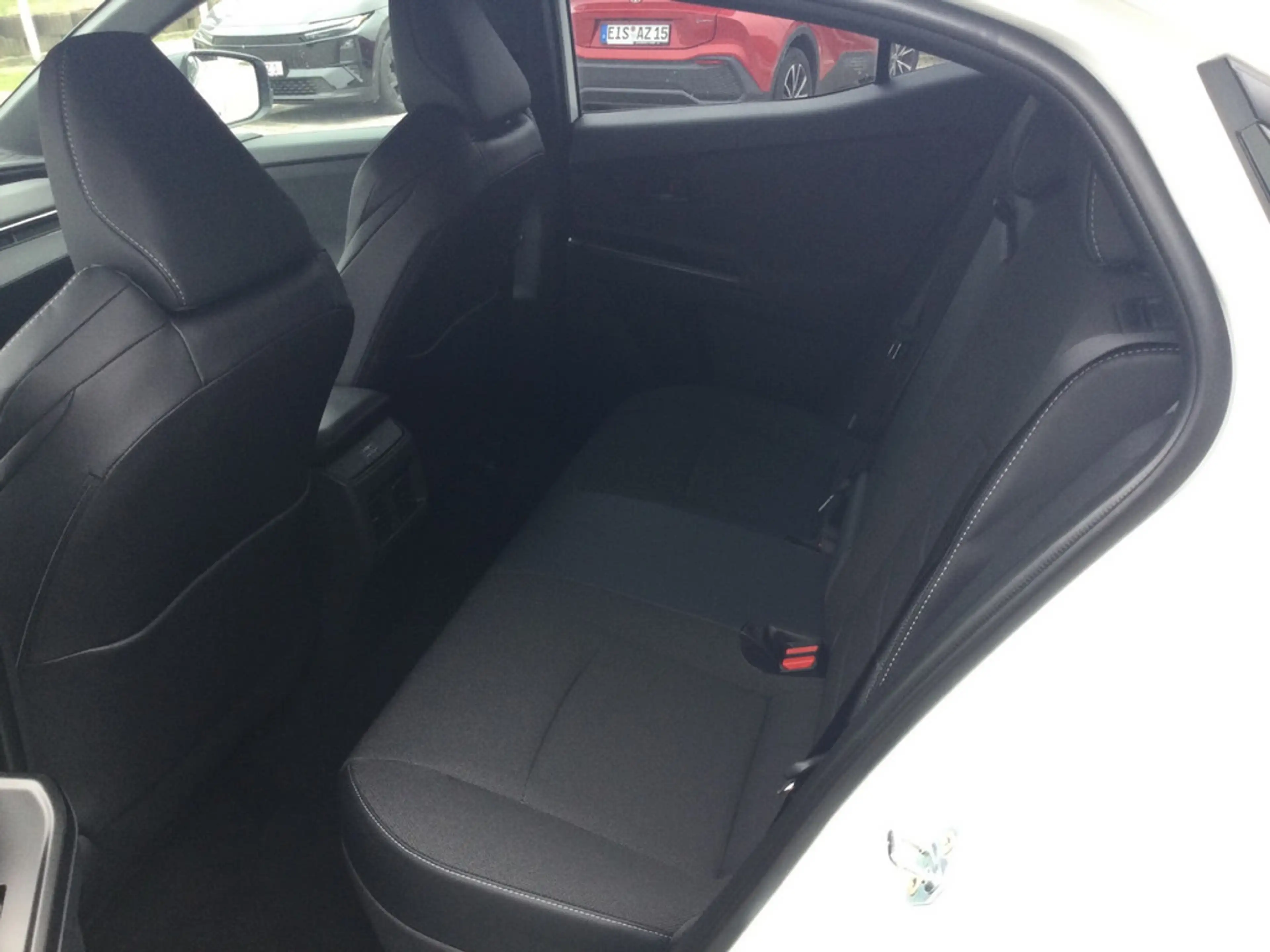 Toyota C-HR+ 165 kW Teamplayer NAVI ACC MATRIX-LED — photo 13
