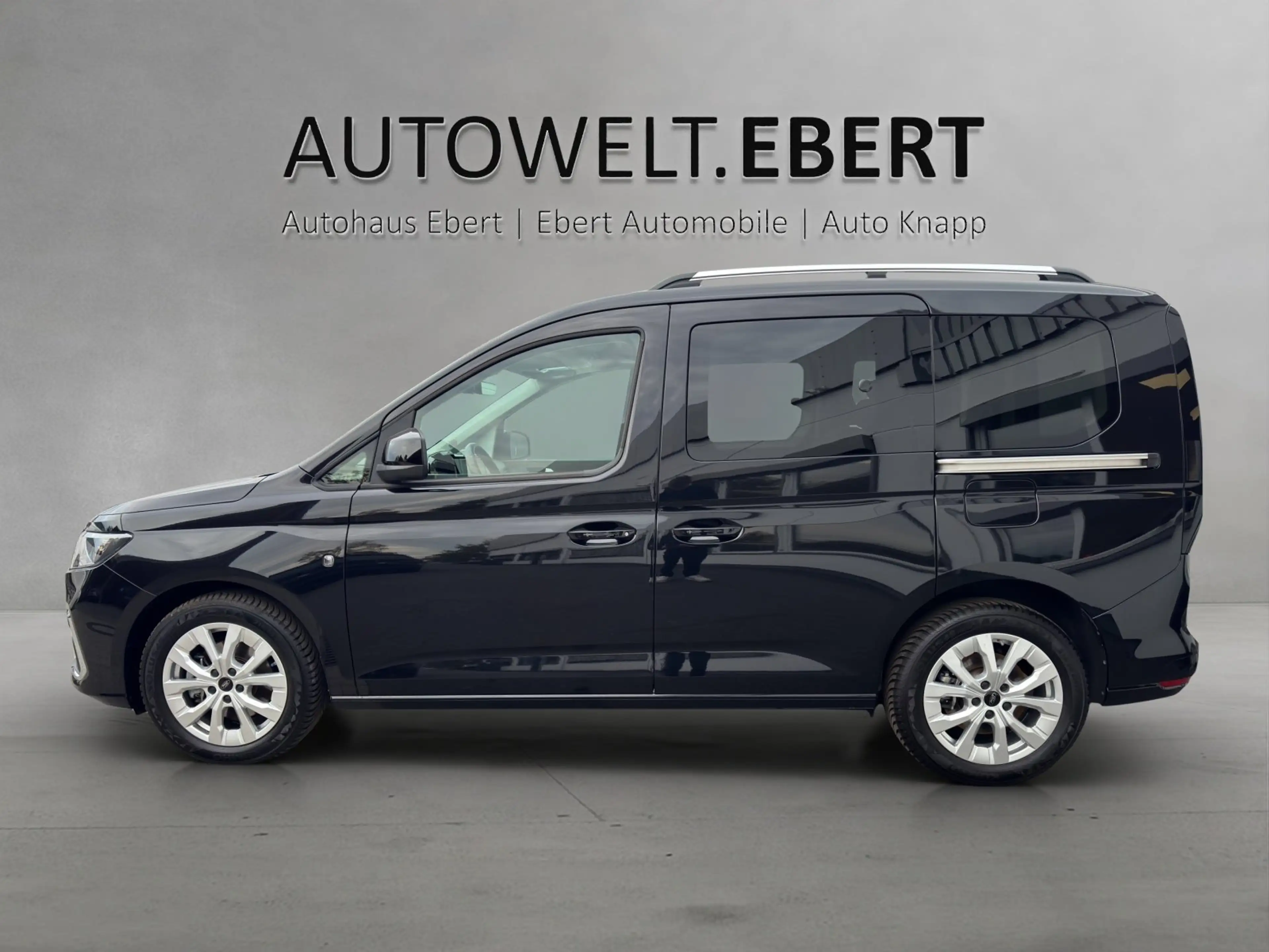 Ford Tourneo Connect 2.0 Aut./ACC/KAMERA/AHK/7-SITZE/ — photo 2