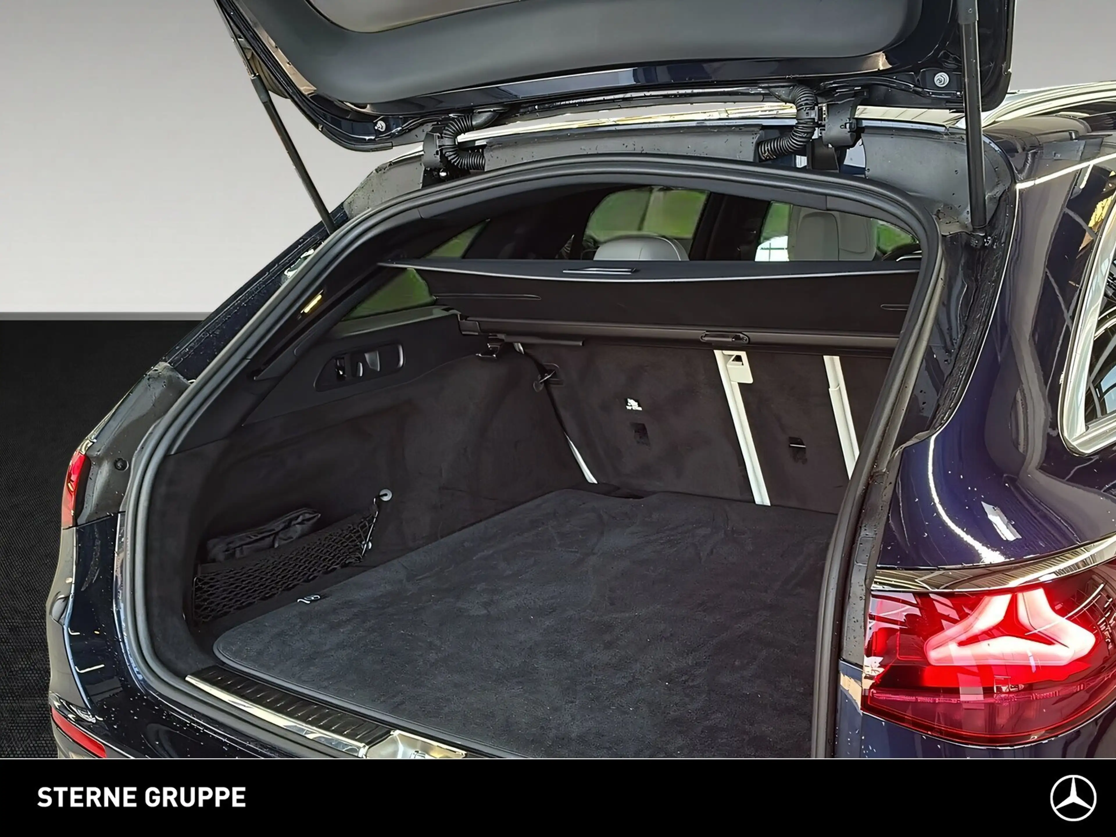 Mercedes-Benz E 450 E 450 d 4M T AMG Distr Ambi Superscr Burmest 20" — photo 15