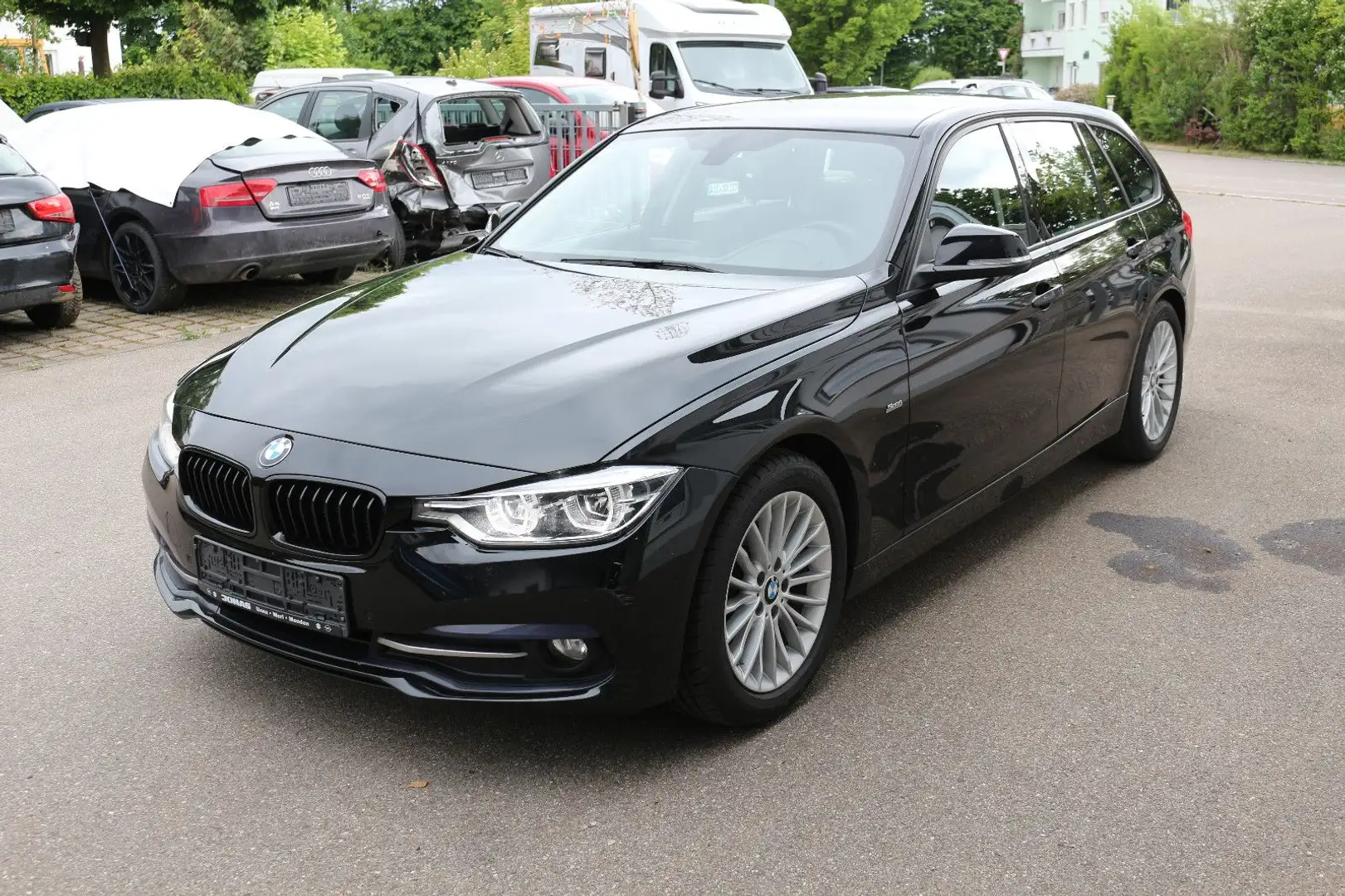 BMW 320 d Touring Sport Line M-Sportfahrw. Business Noir - 2