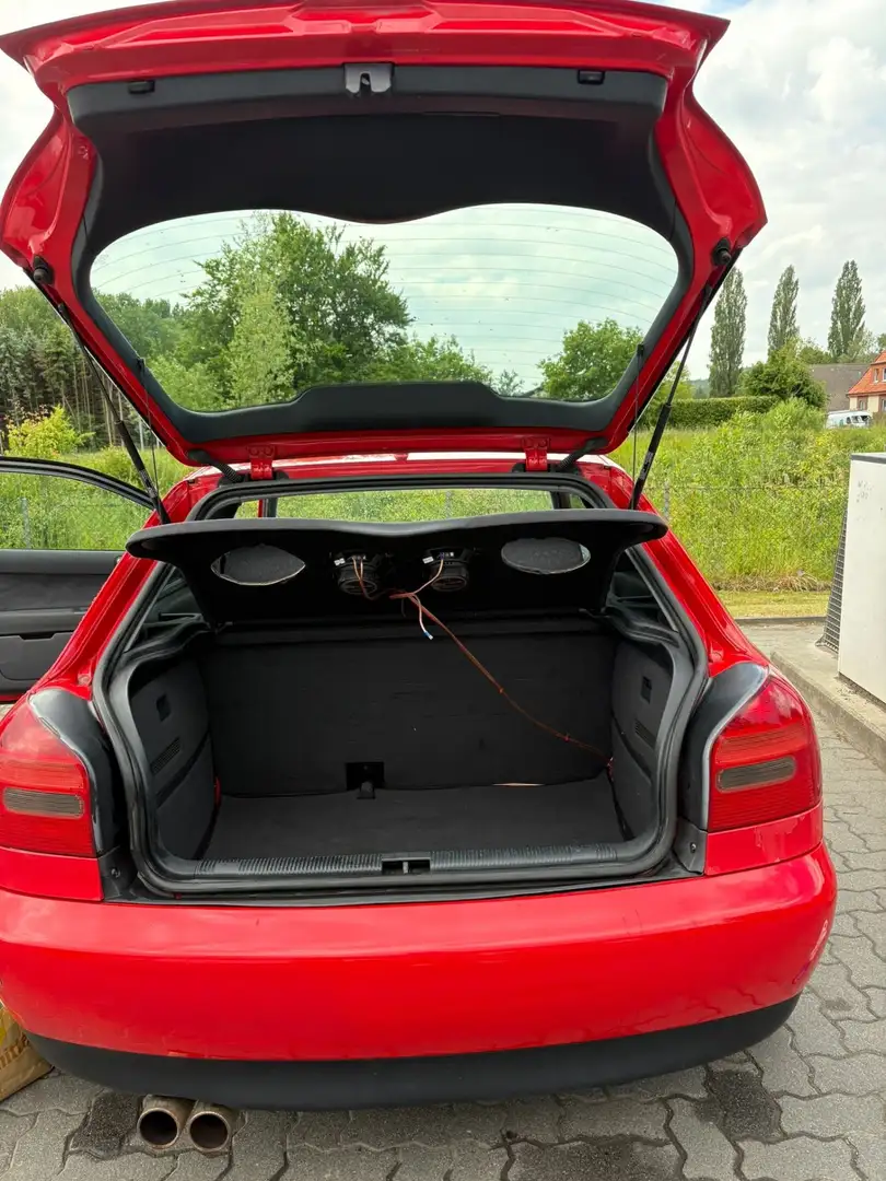 Audi A3 1.6 Ambiente - 2