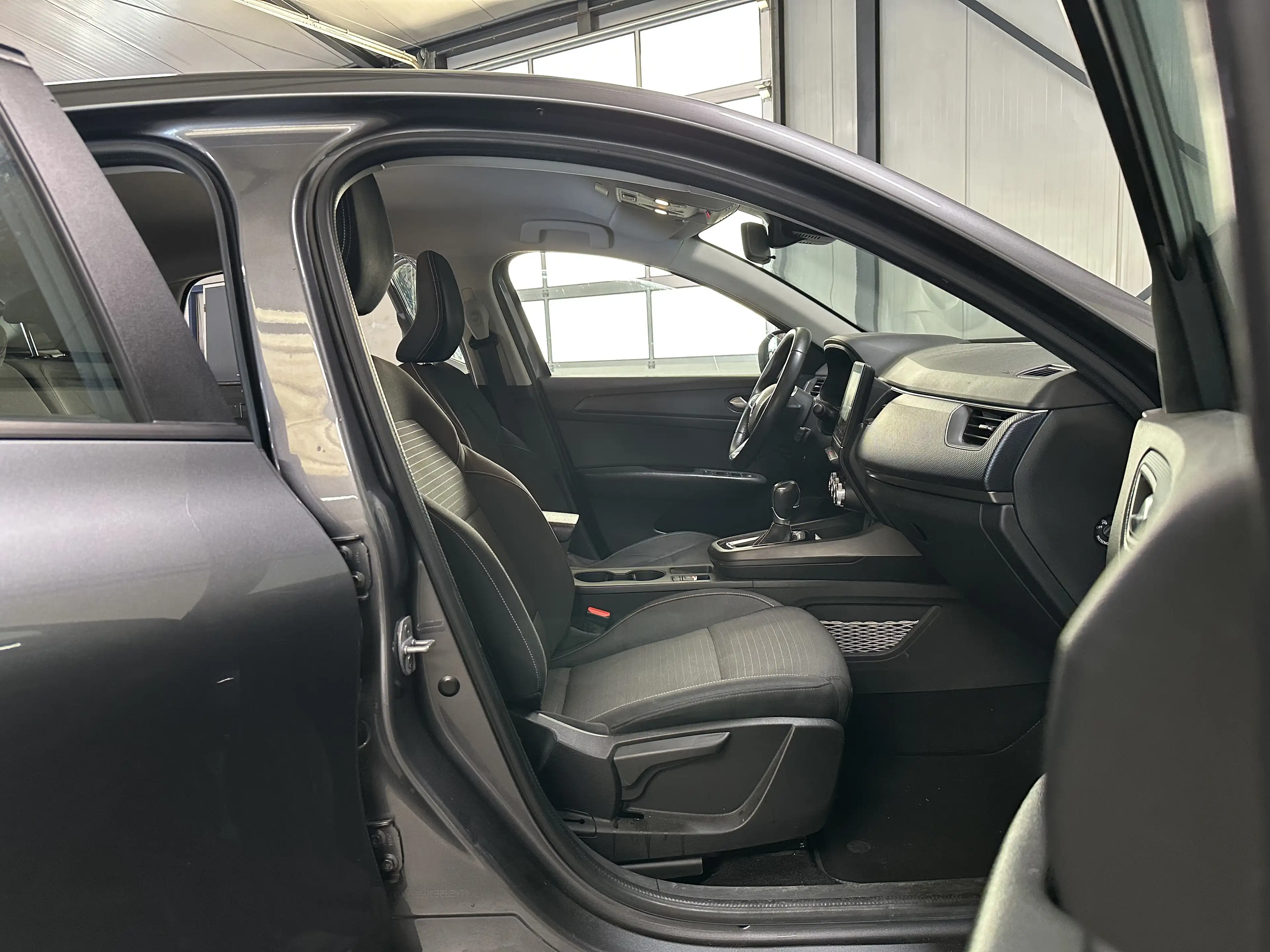 Renault Arkana 1.6 E-Tech Hybrid 145 Zen | Navi | Camera — photo 4
