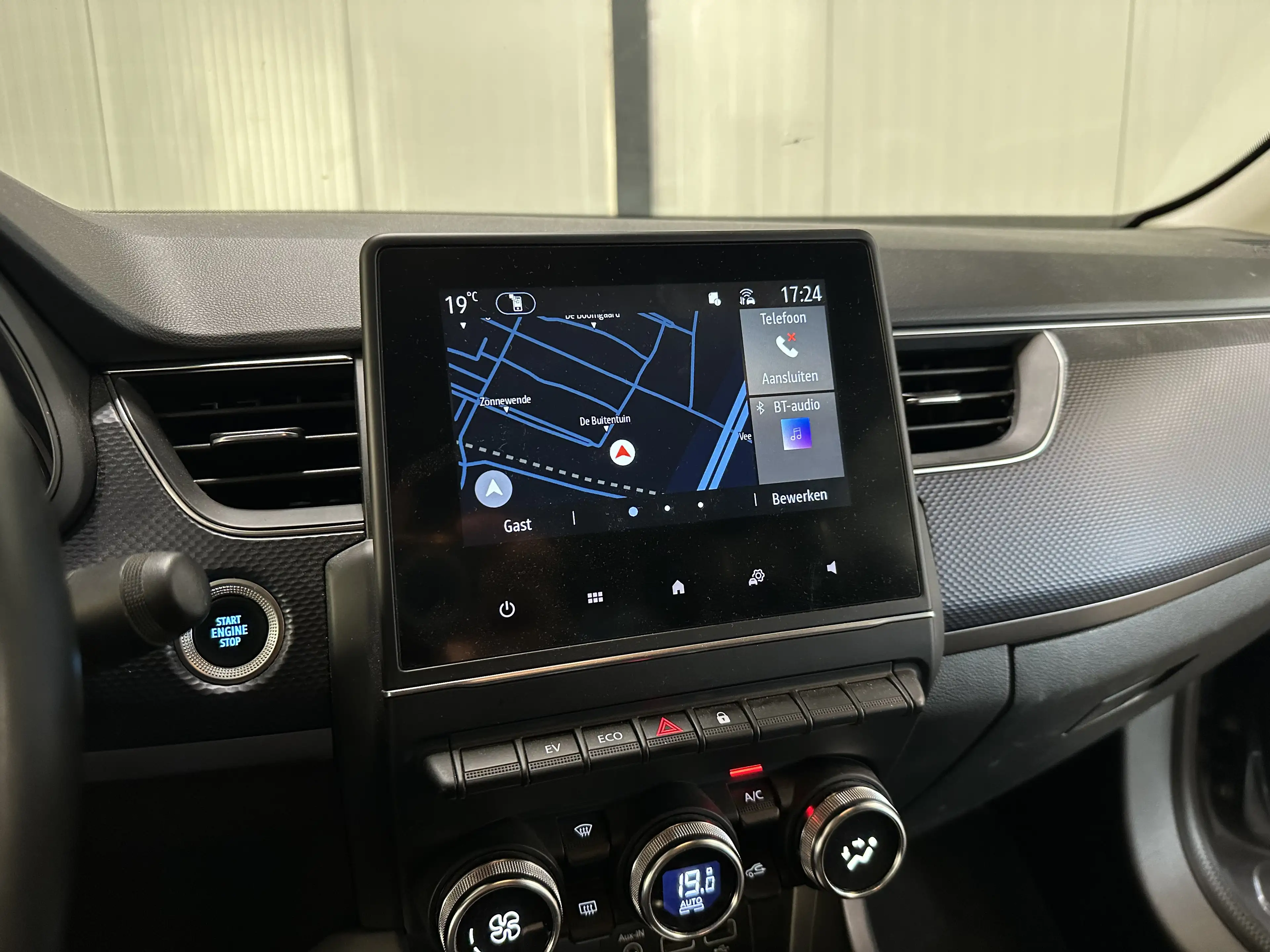 Renault Arkana 1.6 E-Tech Hybrid 145 Zen | Navi | Camera — photo 17